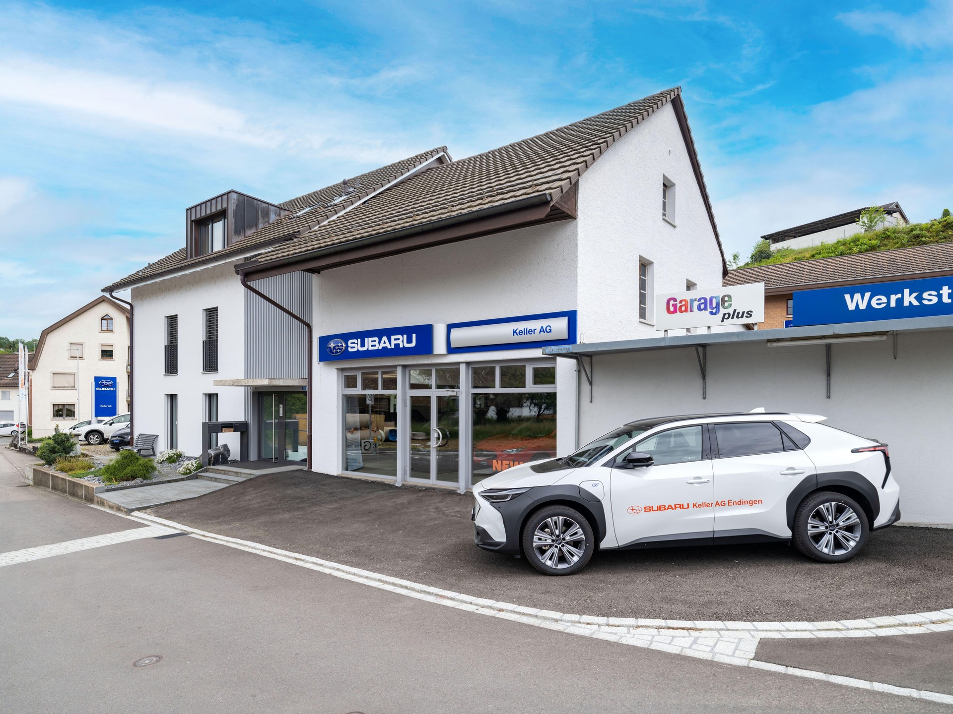 SUBARU Impreza 2.0i e-Boxer Swiss Plus-image-8