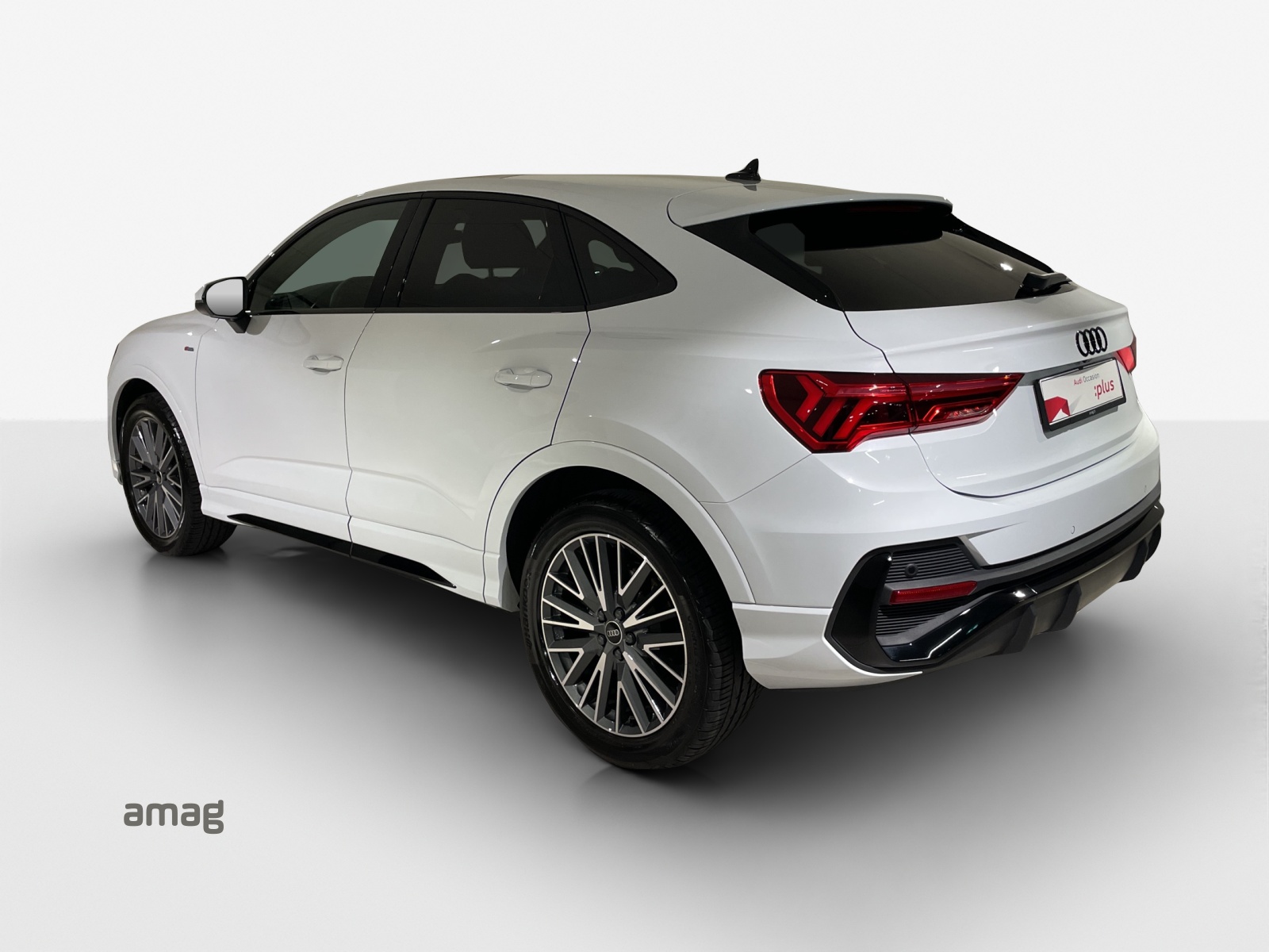 AUDI Q3 Sportback 35 TFSI S line Attraction S-tronic-image-2