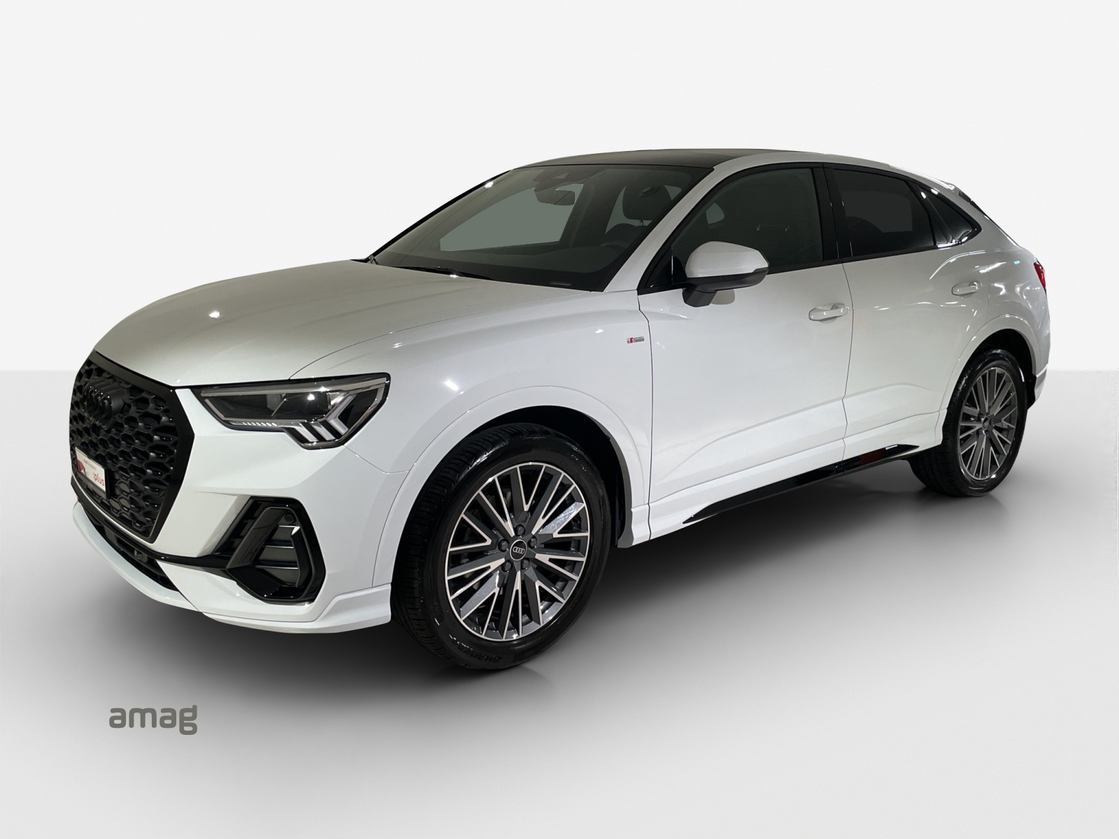 AUDI Q3 Sportback 35 TFSI S line Attraction S-tronic-image-0