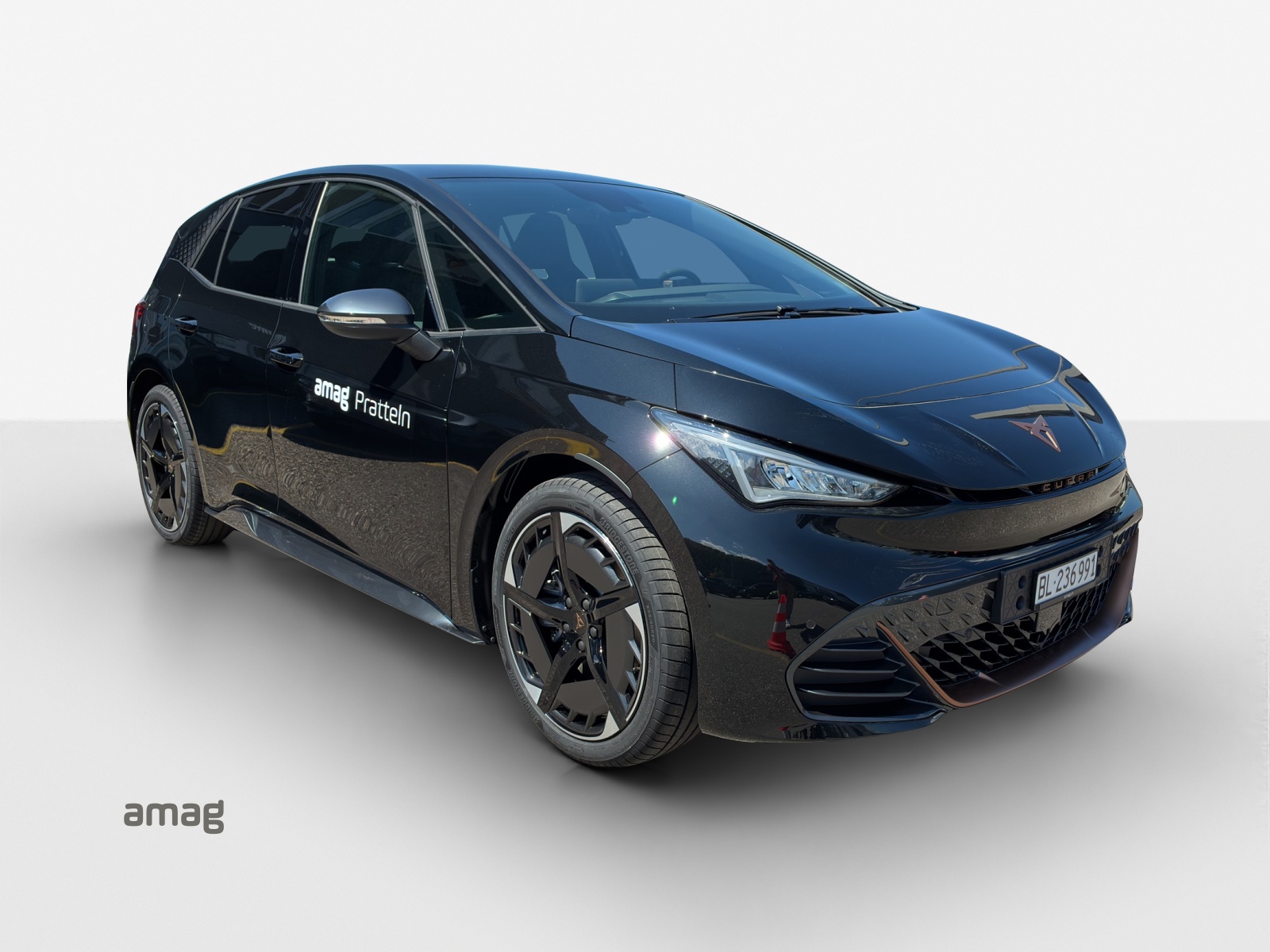 CUPRA Born 79 kWh e-Boost Adrenaline-image-5