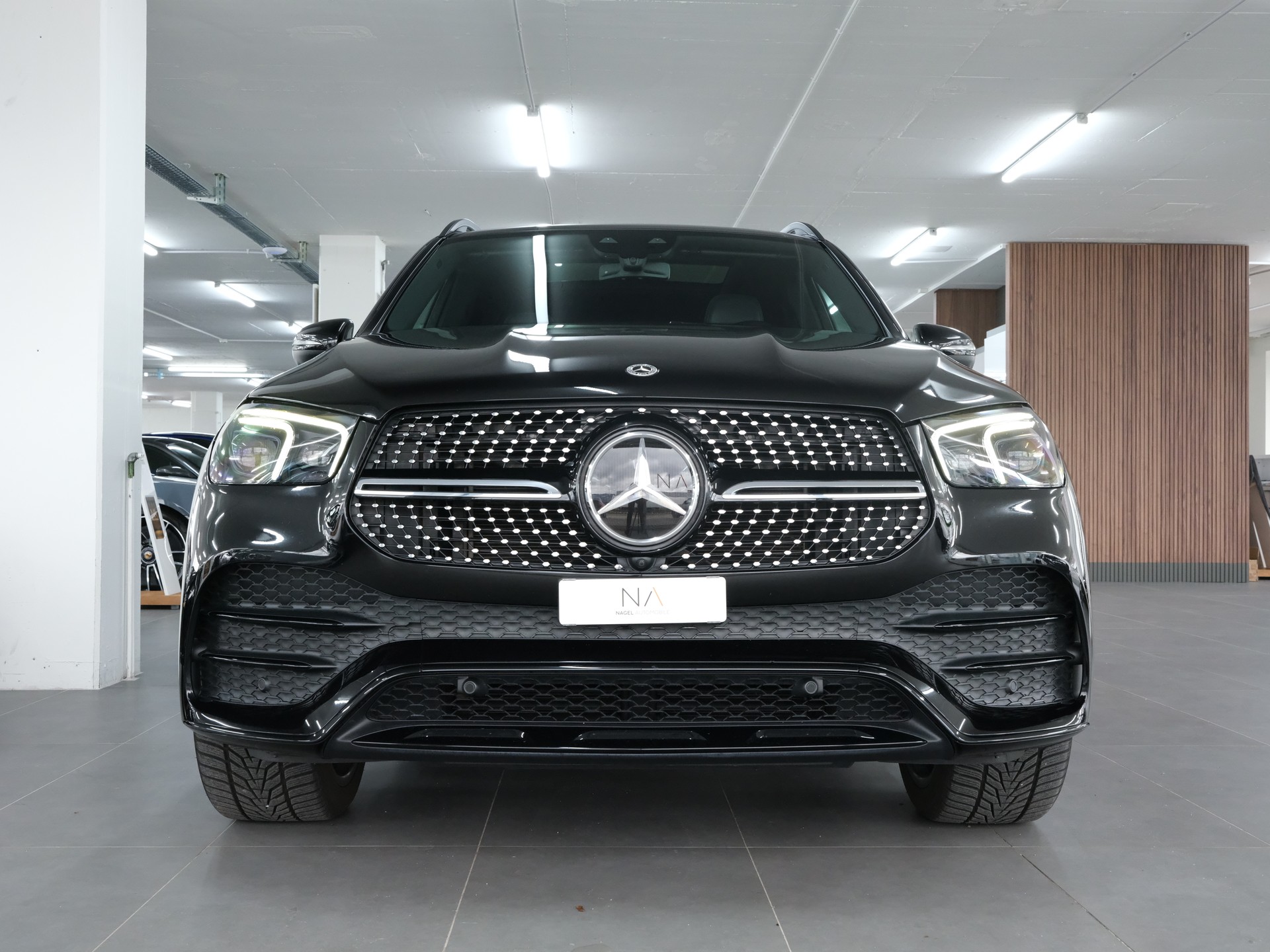 MERCEDES-BENZ GLE 350 d 4Matic AMG Line 9G-Tronic-image-2