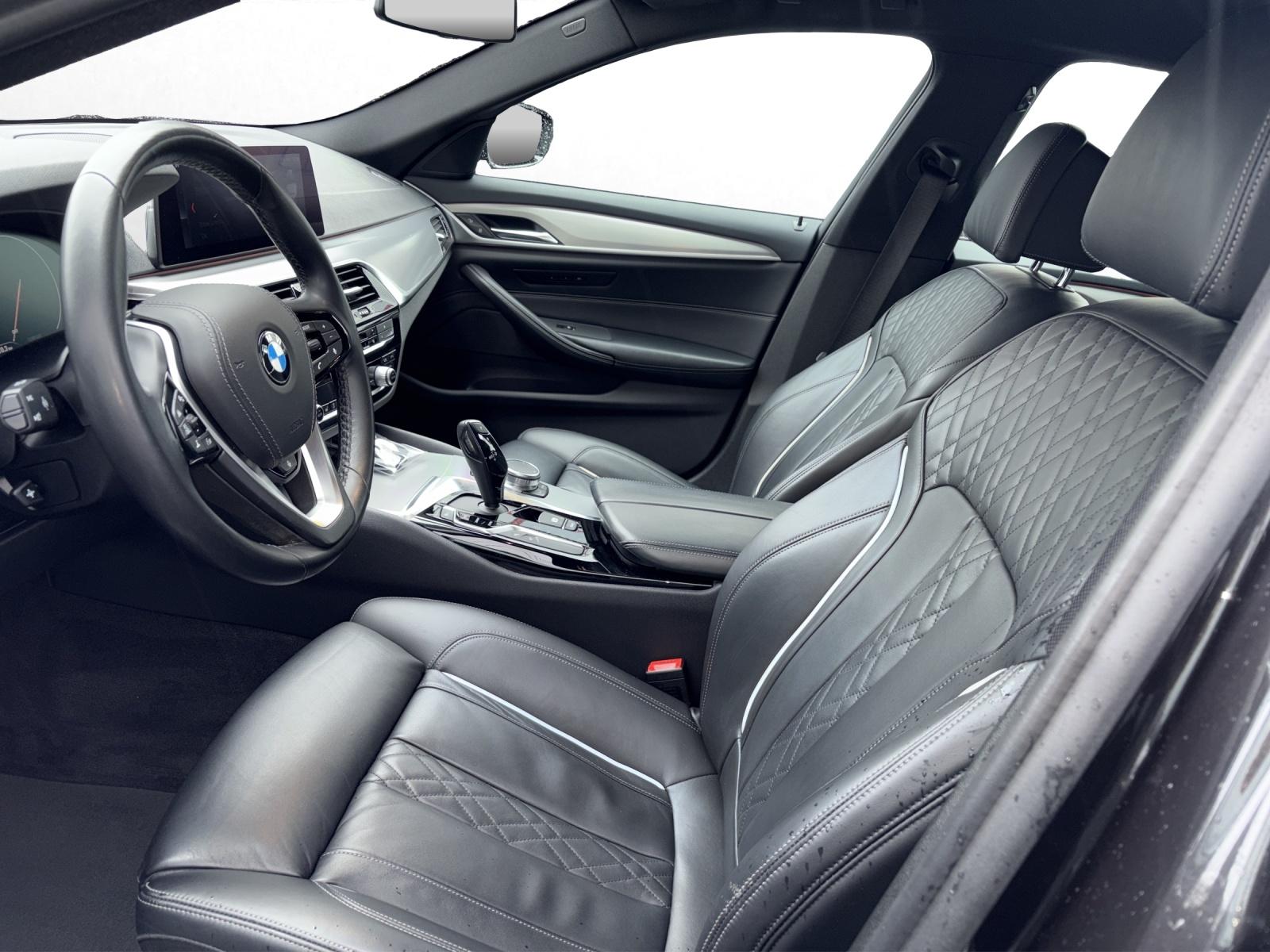 BMW 530d xDrive SAG Touring-image-9