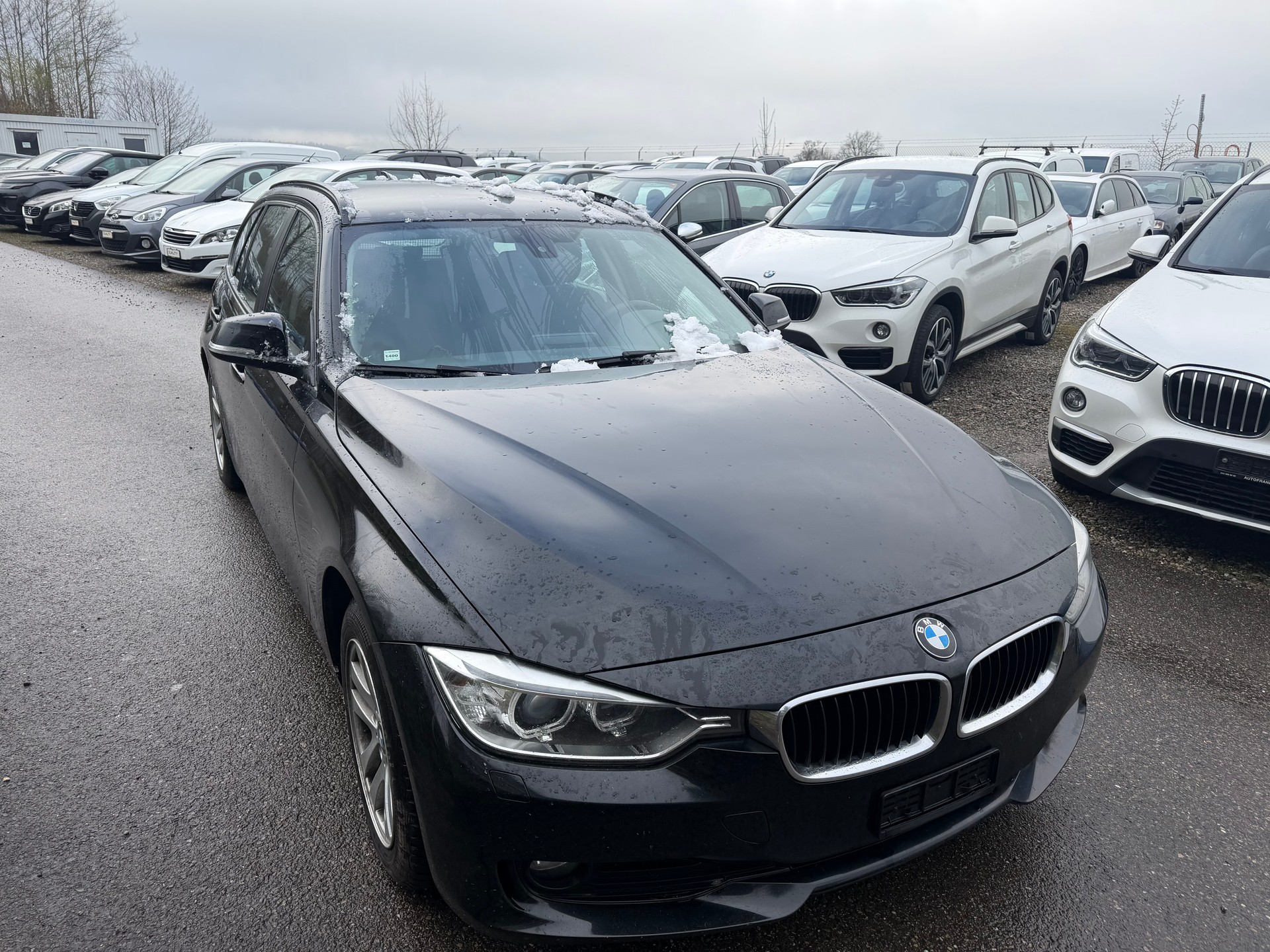 BMW 318d Touring Modern Line-image-2