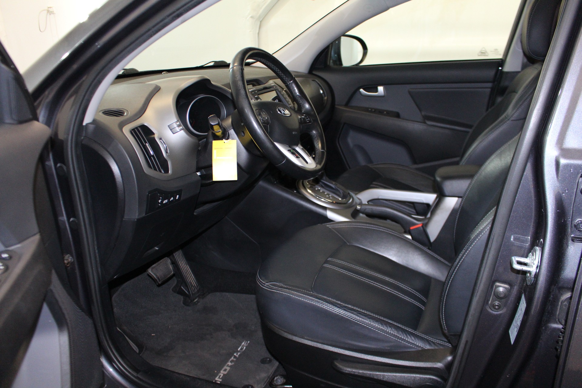 KIA Sportage 2.0 CRDi Trend-image-6