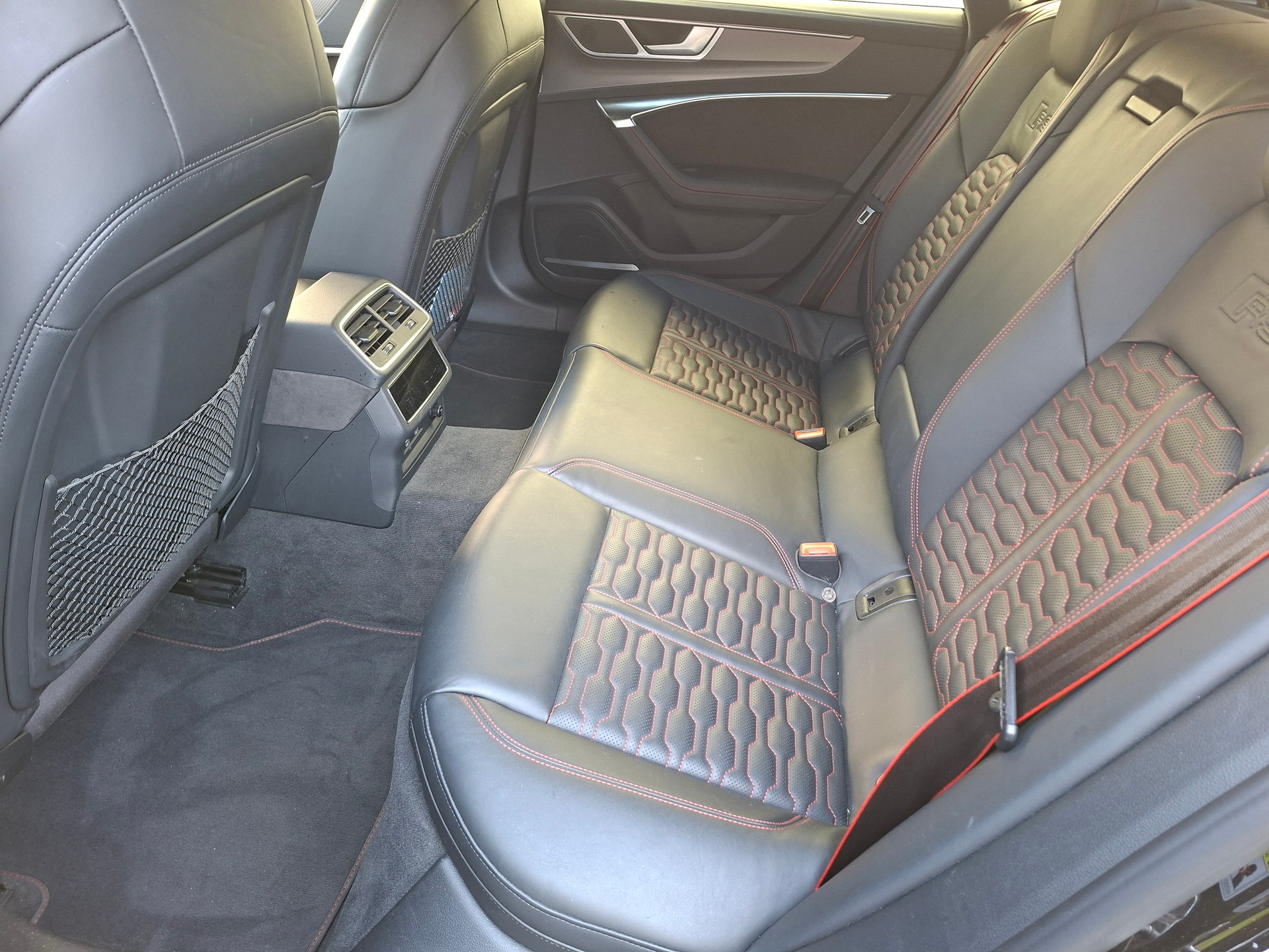 AUDI RS7 Sportback MHEV-image-9