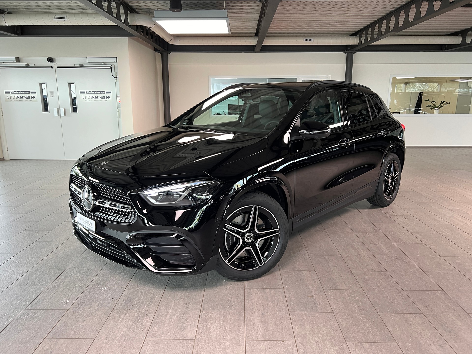 MERCEDES-BENZ GLA 250 4Matic 8G-DCT Swiss Star-image-0