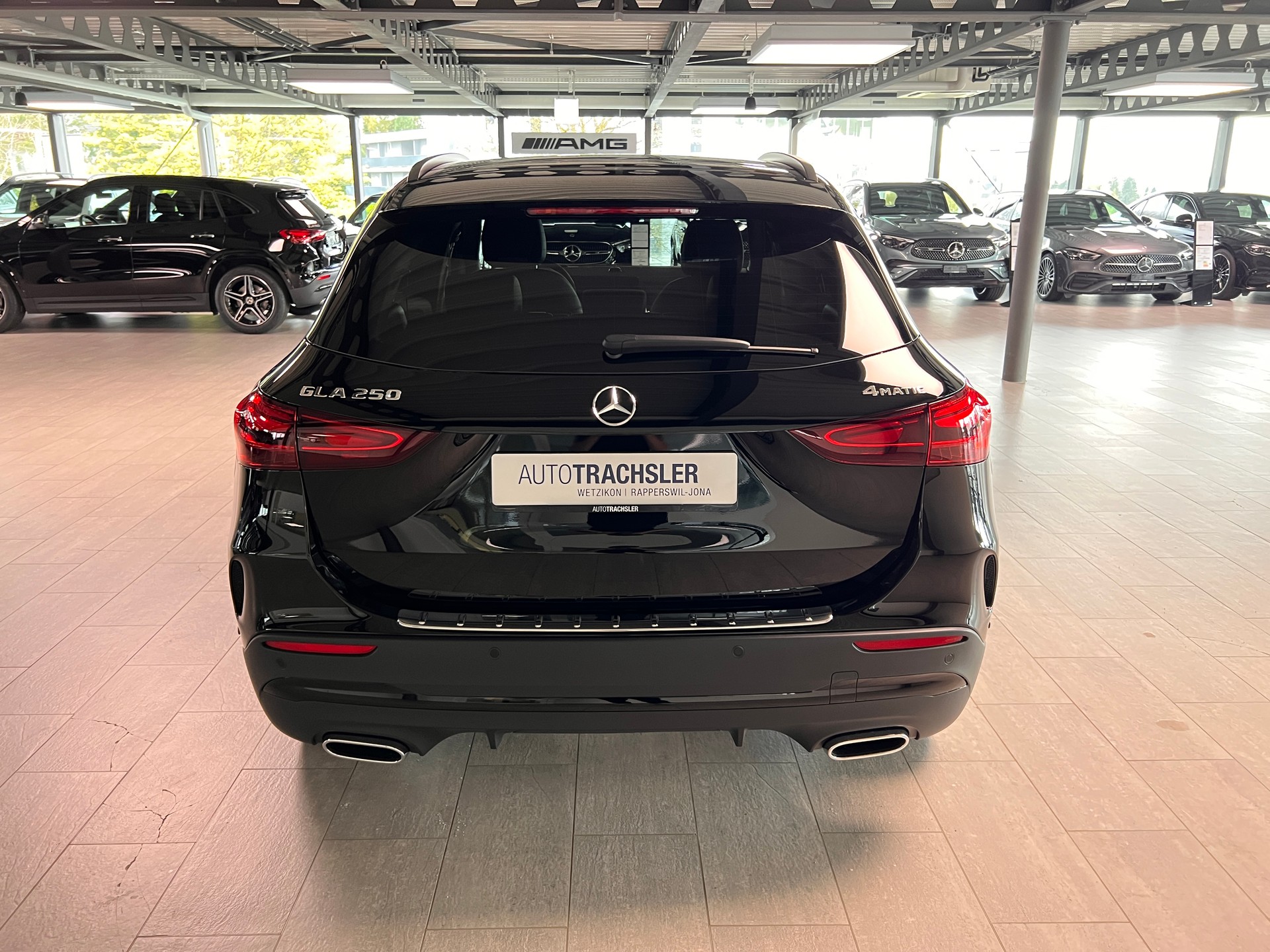 MERCEDES-BENZ GLA 250 4Matic 8G-DCT Swiss Star-image-4