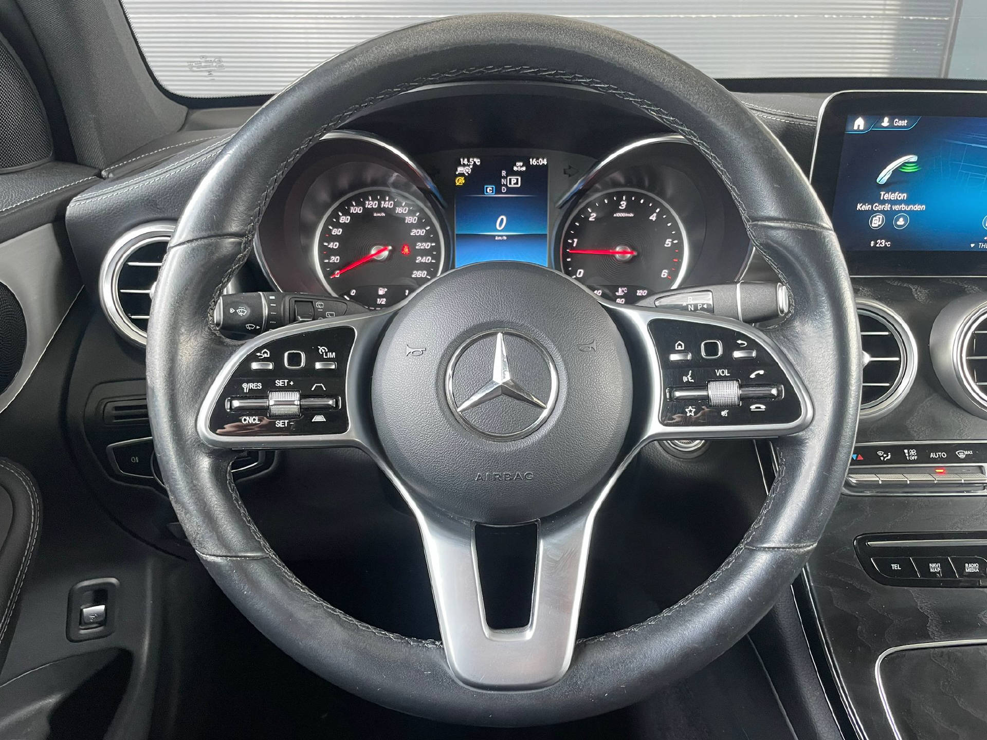 MERCEDES-BENZ GLC 220 d 4m-image-8