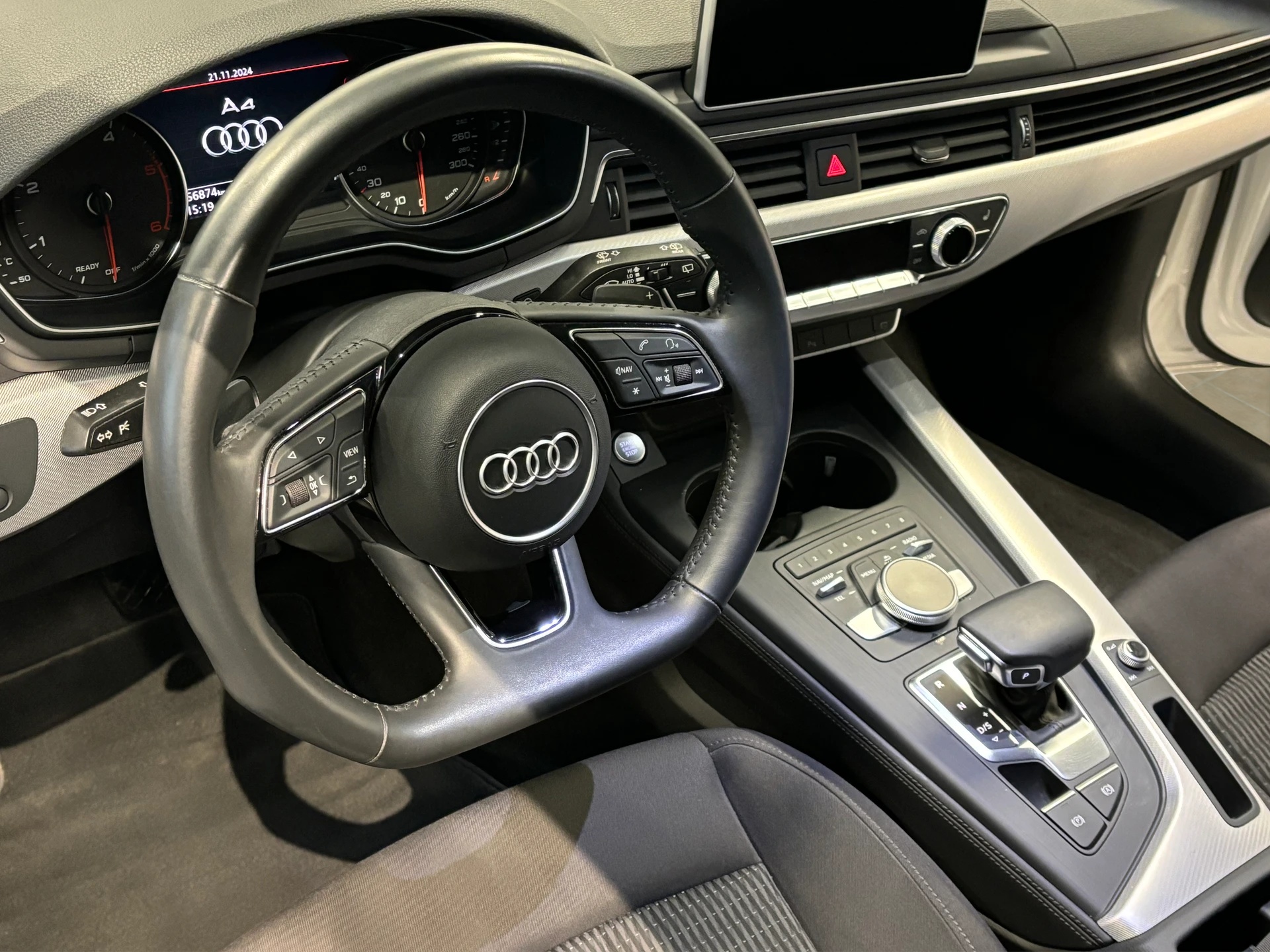 AUDI A4 Avant 35 TDI Design S-tronic-image-7