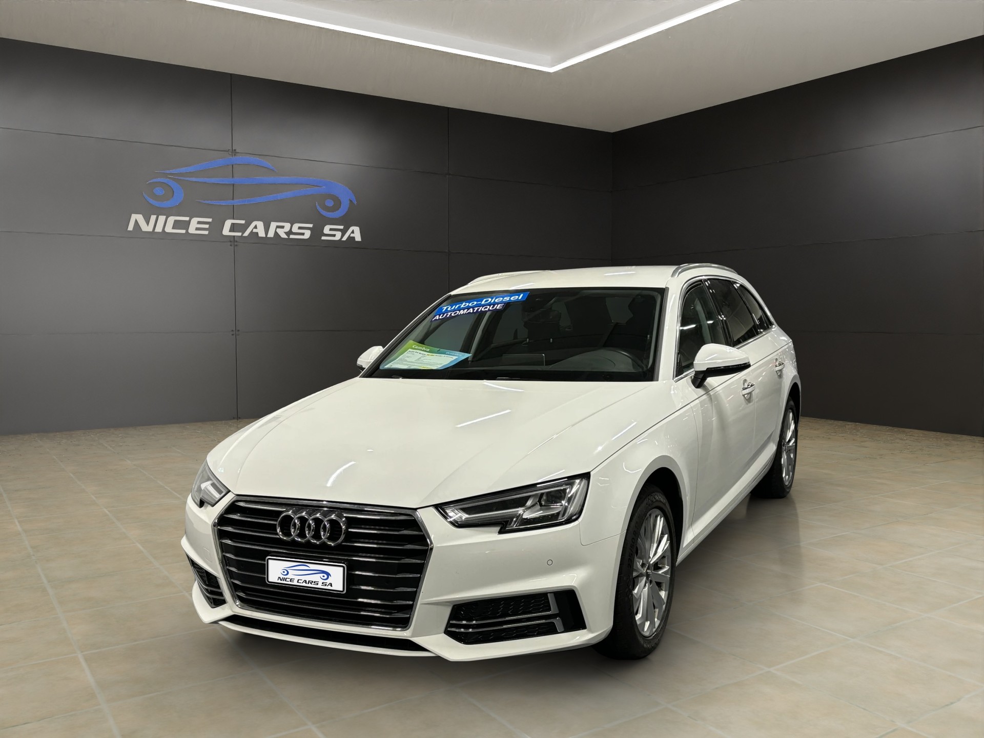 AUDI A4 Avant 35 TDI Design S-tronic-image-0