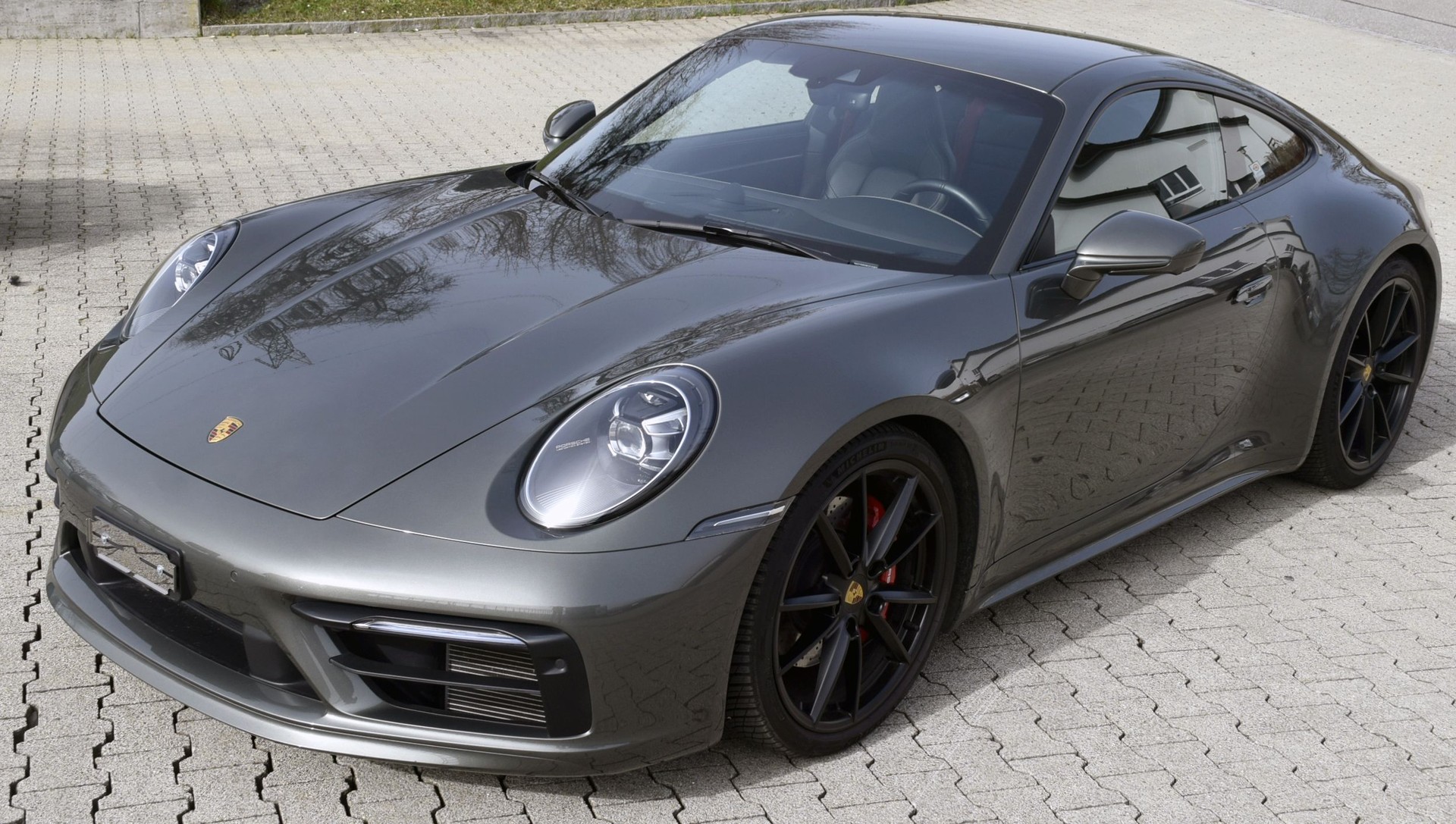 PORSCHE 911 Carrera 4S