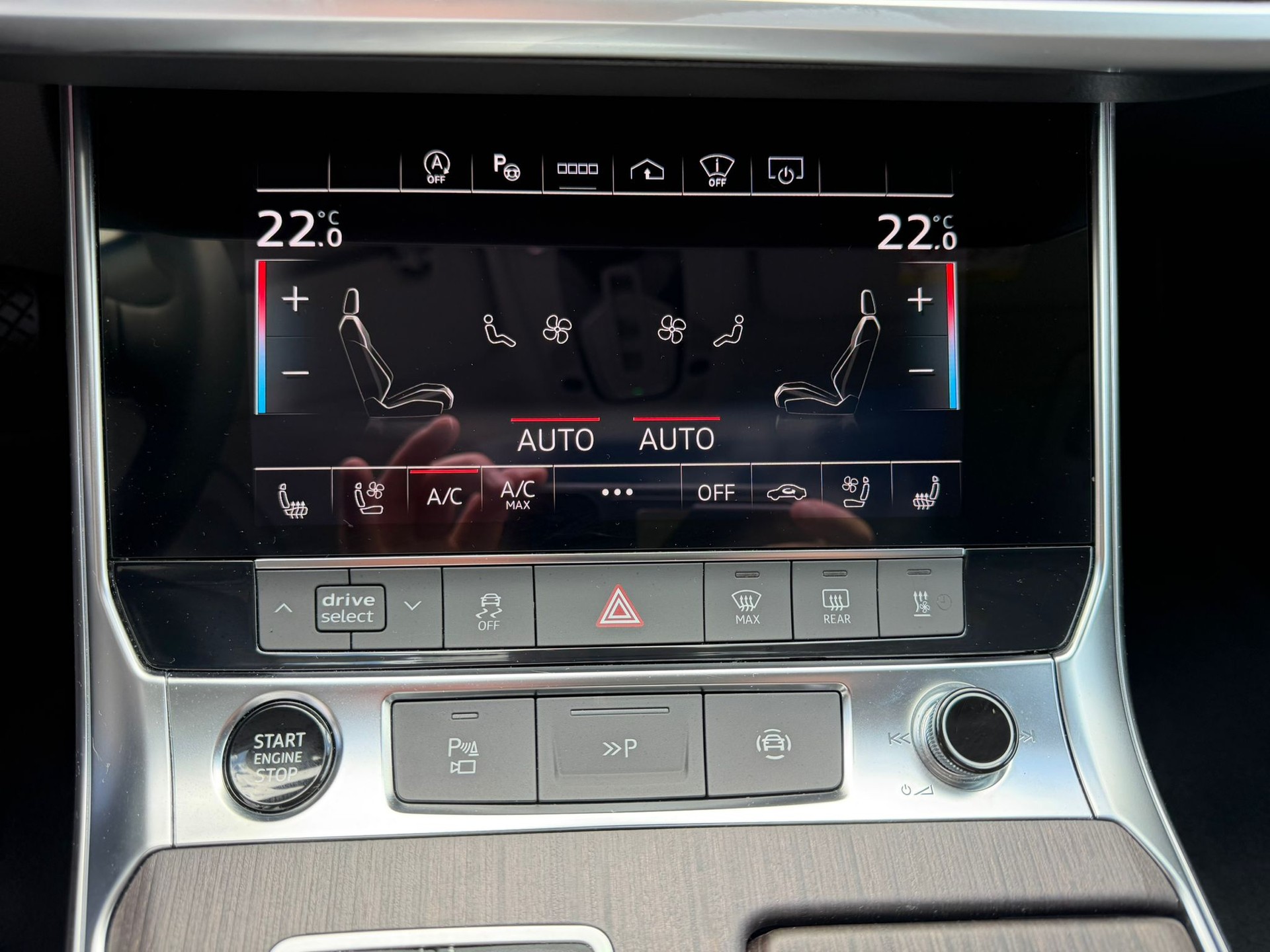 AUDI A6 Avant 50 TDI S line quattro tiptronic-image-15