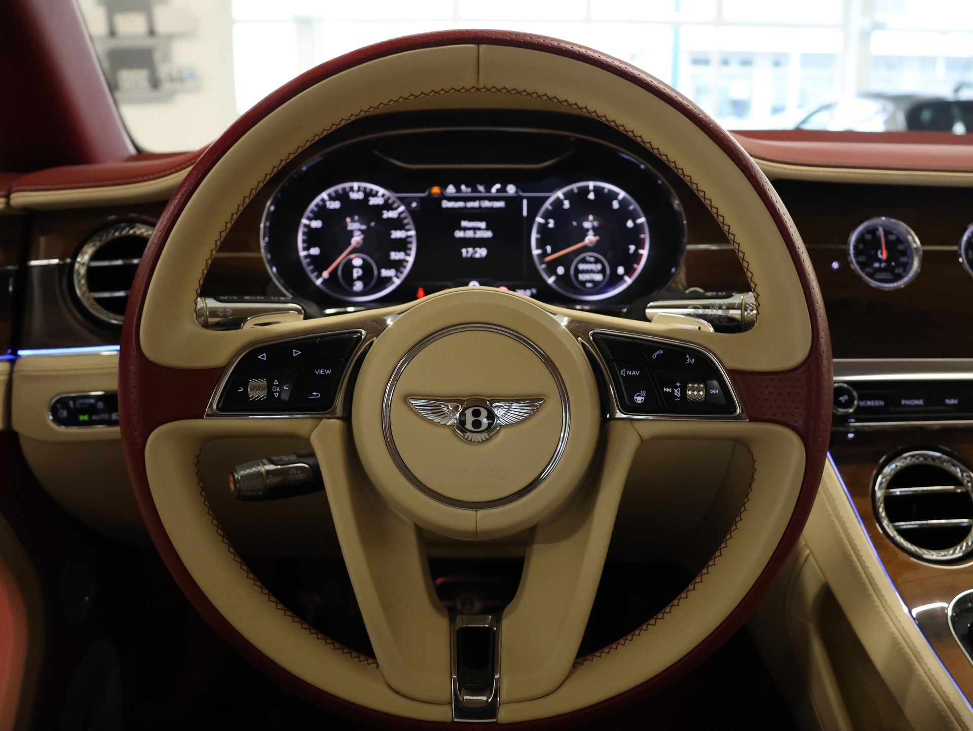 BENTLEY Continental GT 6.0 W12 *Rotating Display* *360 Kamera* *Diamond Packet*-image-24