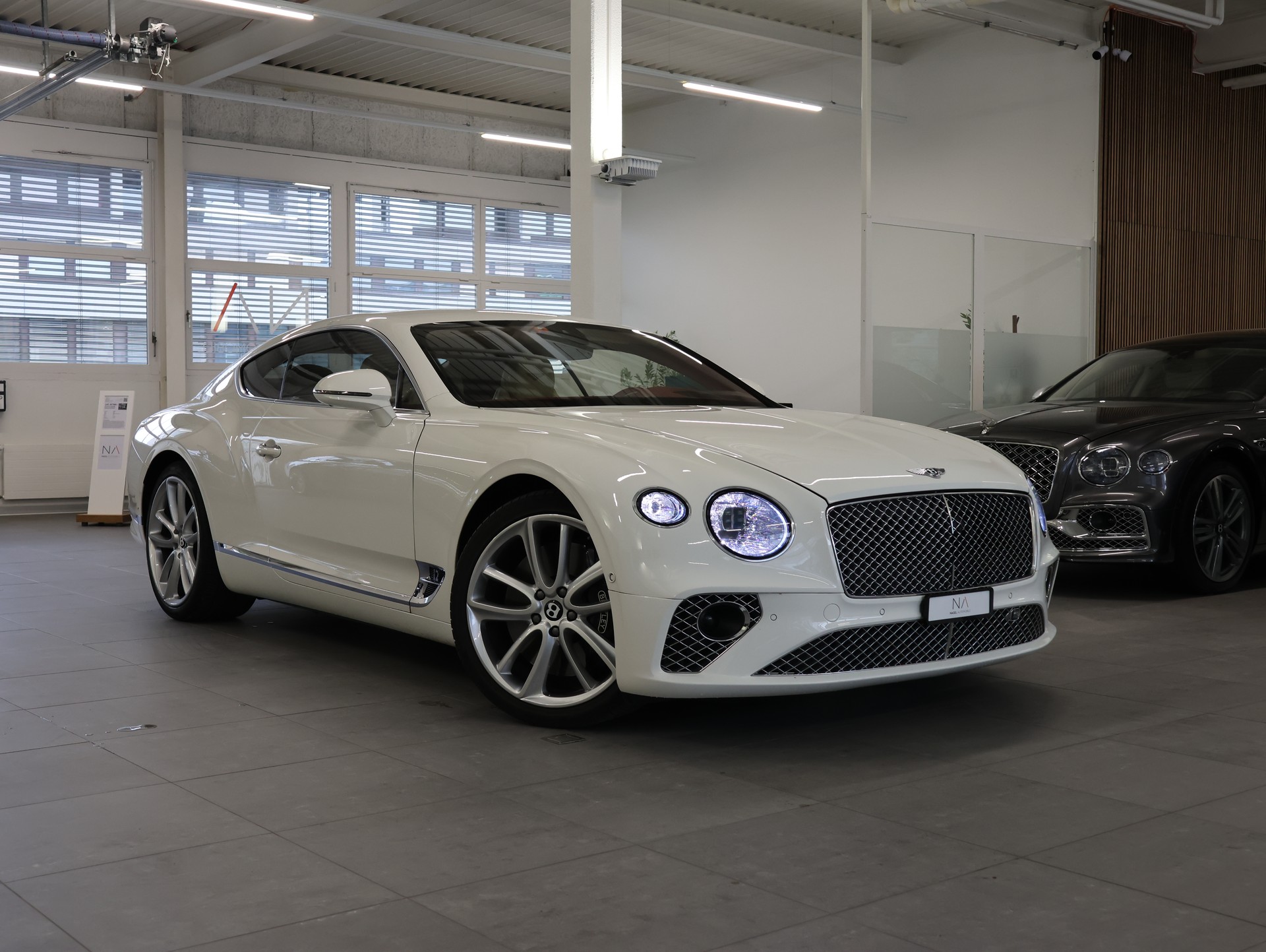 BENTLEY Continental GT 6.0 W12 *Rotating Display* *360 Kamera* *Diamond Packet*