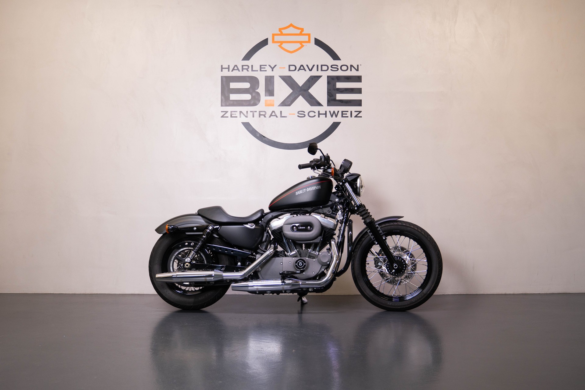 HARLEY-DAVIDSON XL 1200 N Sportster Nightster
