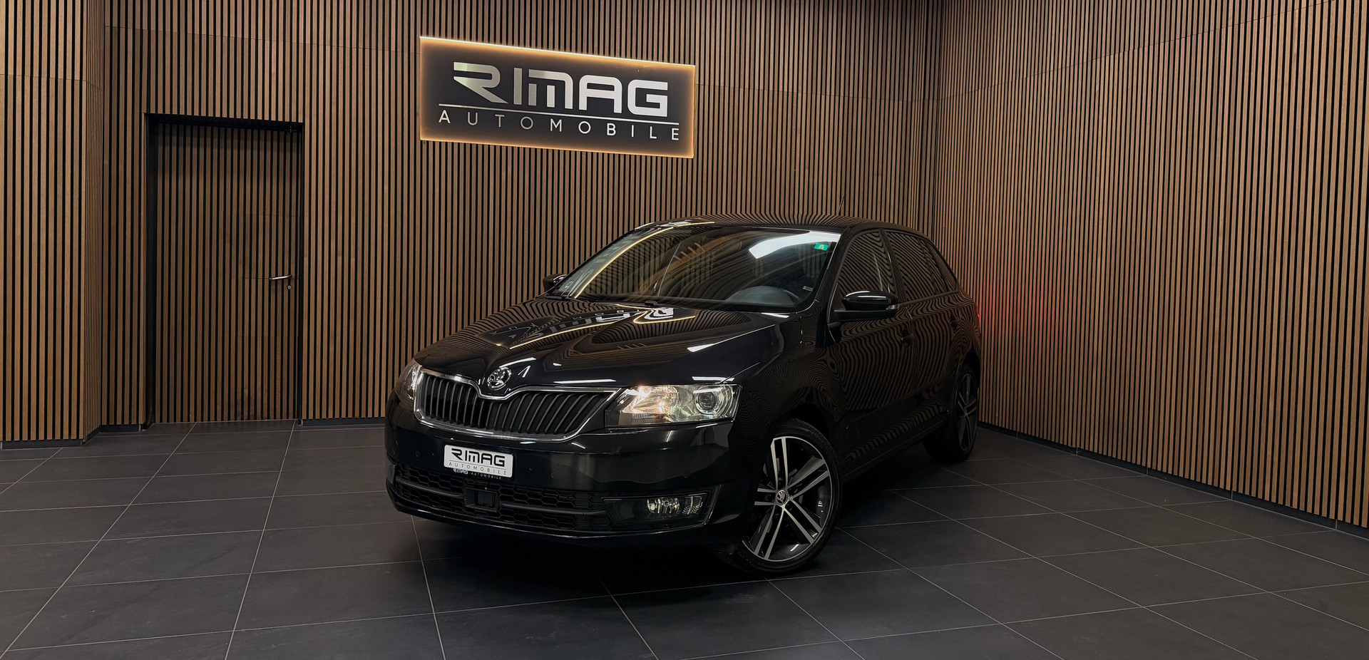 SKODA Rapid Spaceback 1.4 TSI Style DSG | CH-Fzg. | CarVertical | 8-Fach Bereift