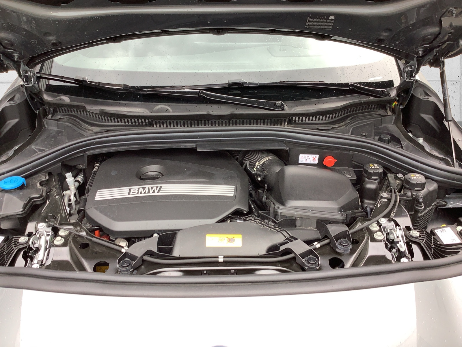 BMW 225e xDr. Act. T. M Sport-image-9