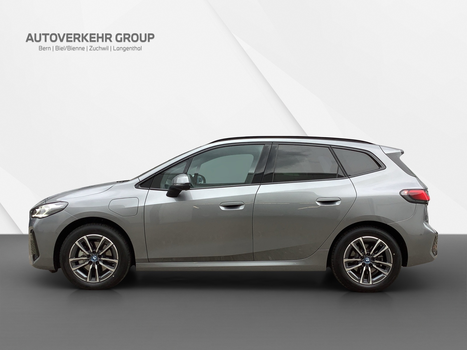 BMW 225e xDr. Act. T. M Sport-image-1