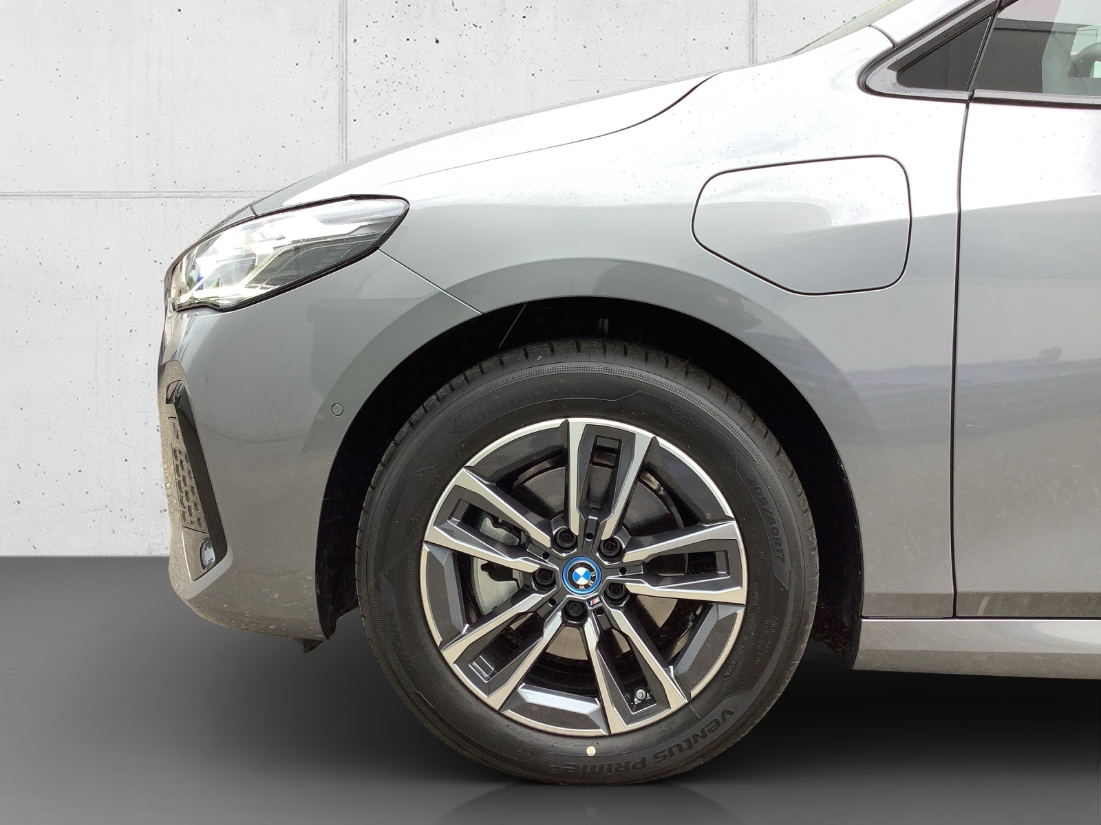 BMW 225e xDr. Act. T. M Sport-image-10