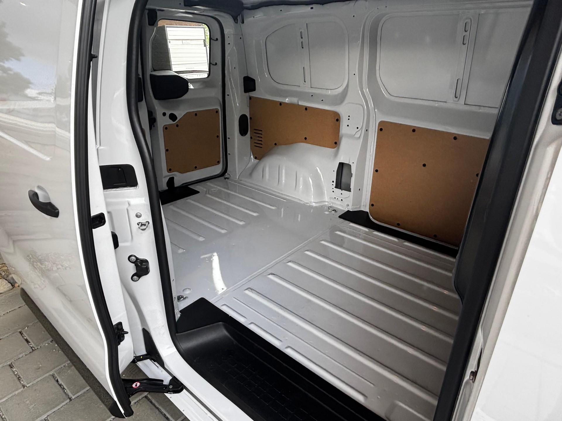 PEUGEOT Expert Kaw. Standard 1.5 BlueHDi 120 S/S-image-10