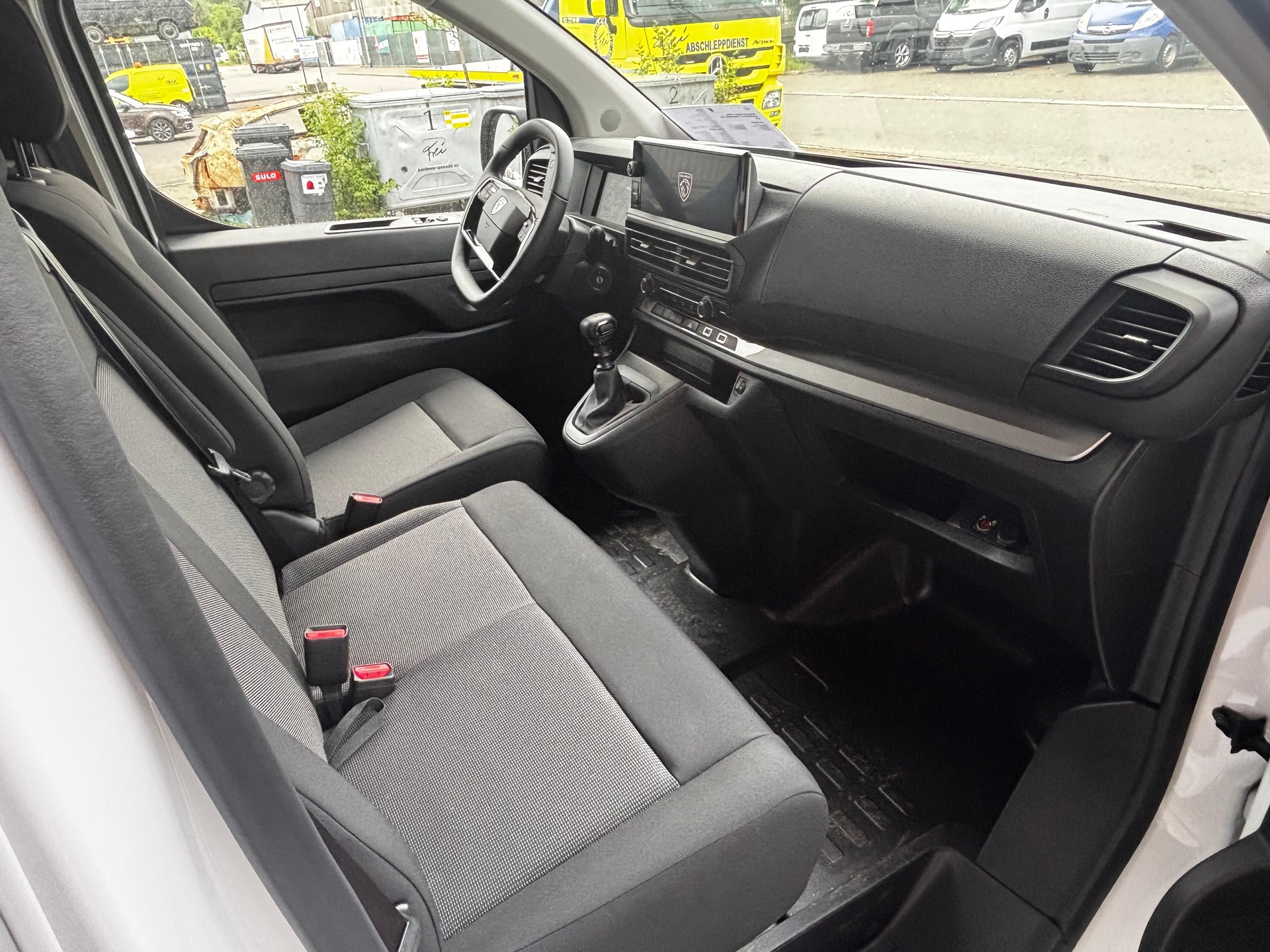 PEUGEOT Expert Kaw. Standard 1.5 BlueHDi 120 S/S-image-4