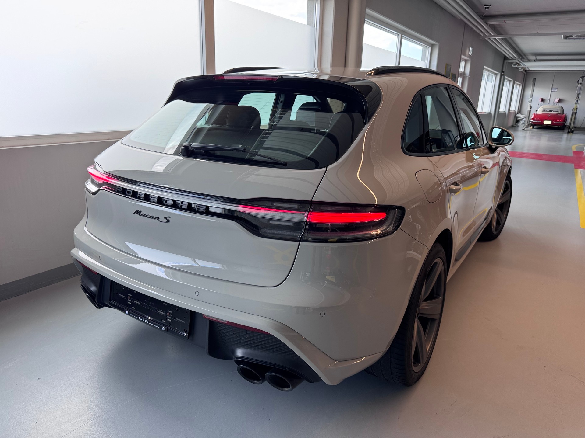 PORSCHE Macan S PDK-image-3