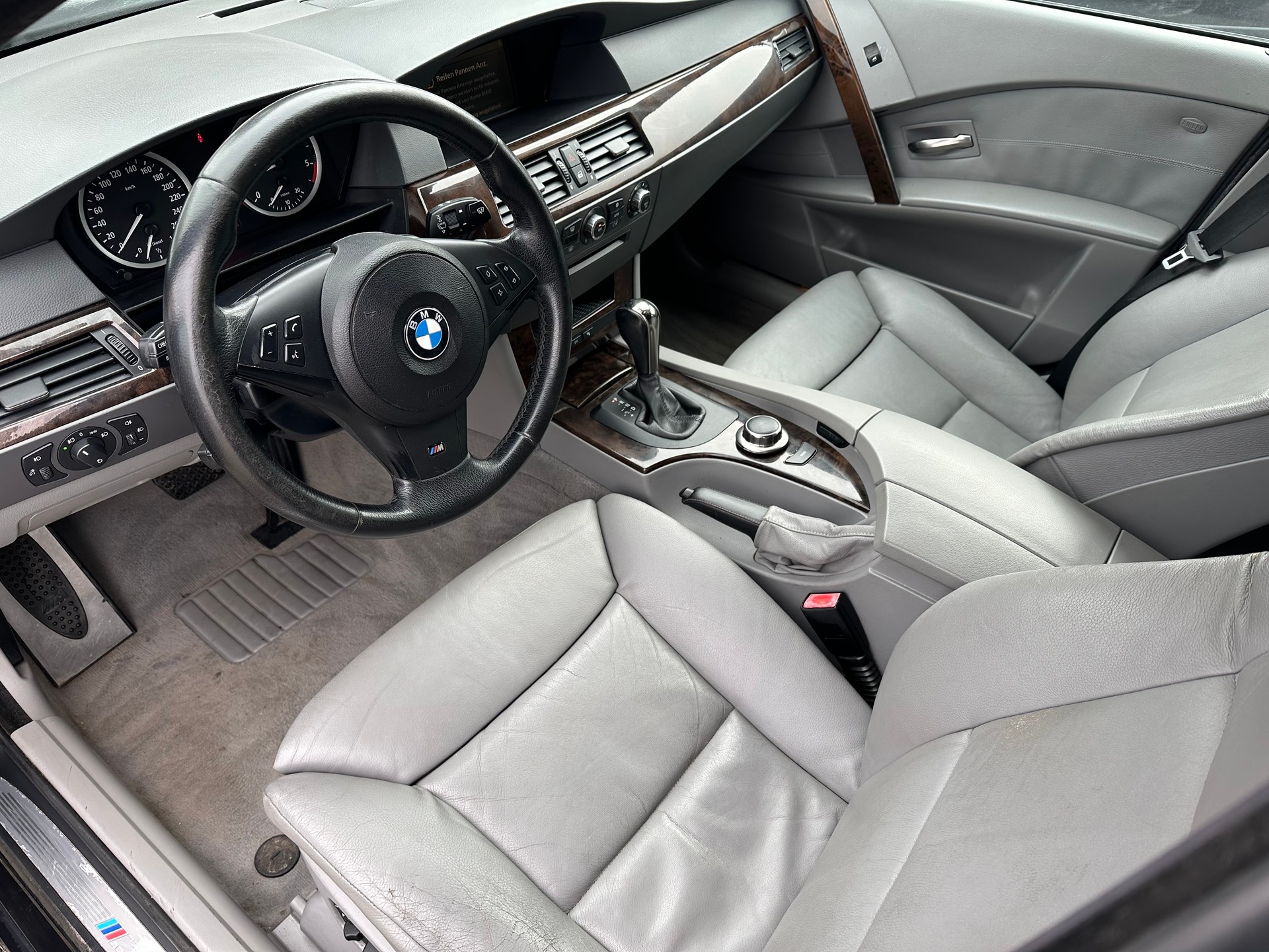 BMW 535d Touring-image-7
