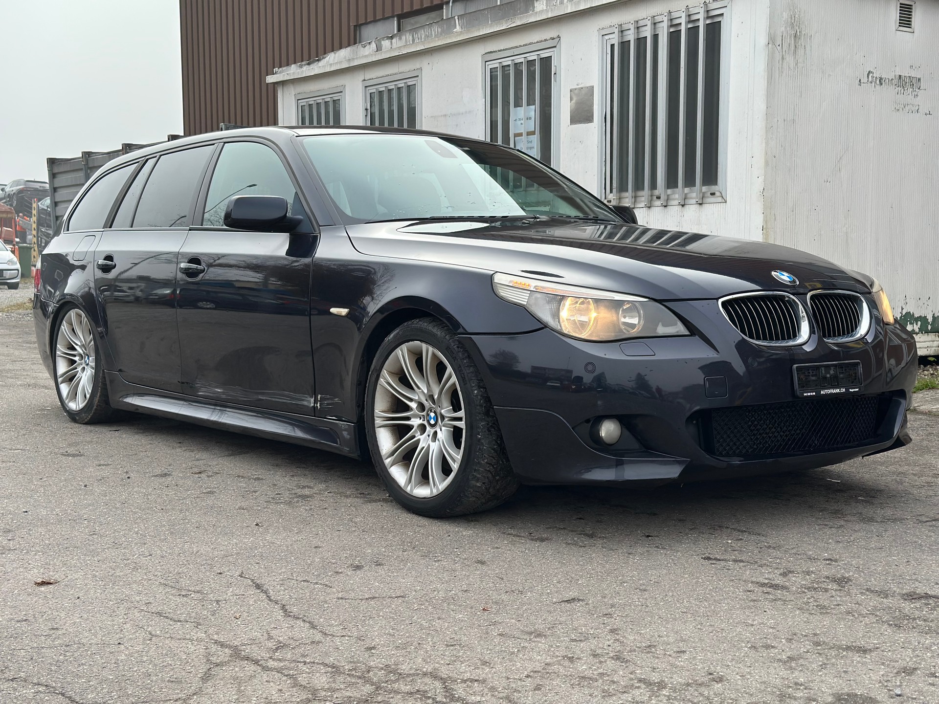 BMW 535d Touring-image-0