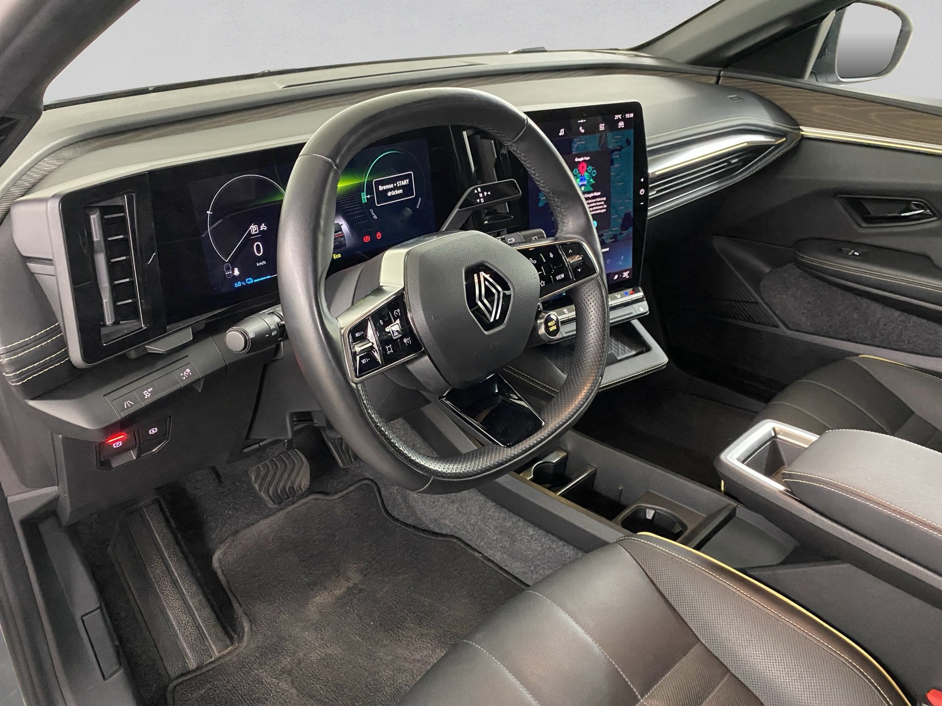 RENAULT Mégane E-TECH EV60 Iconic-image-9