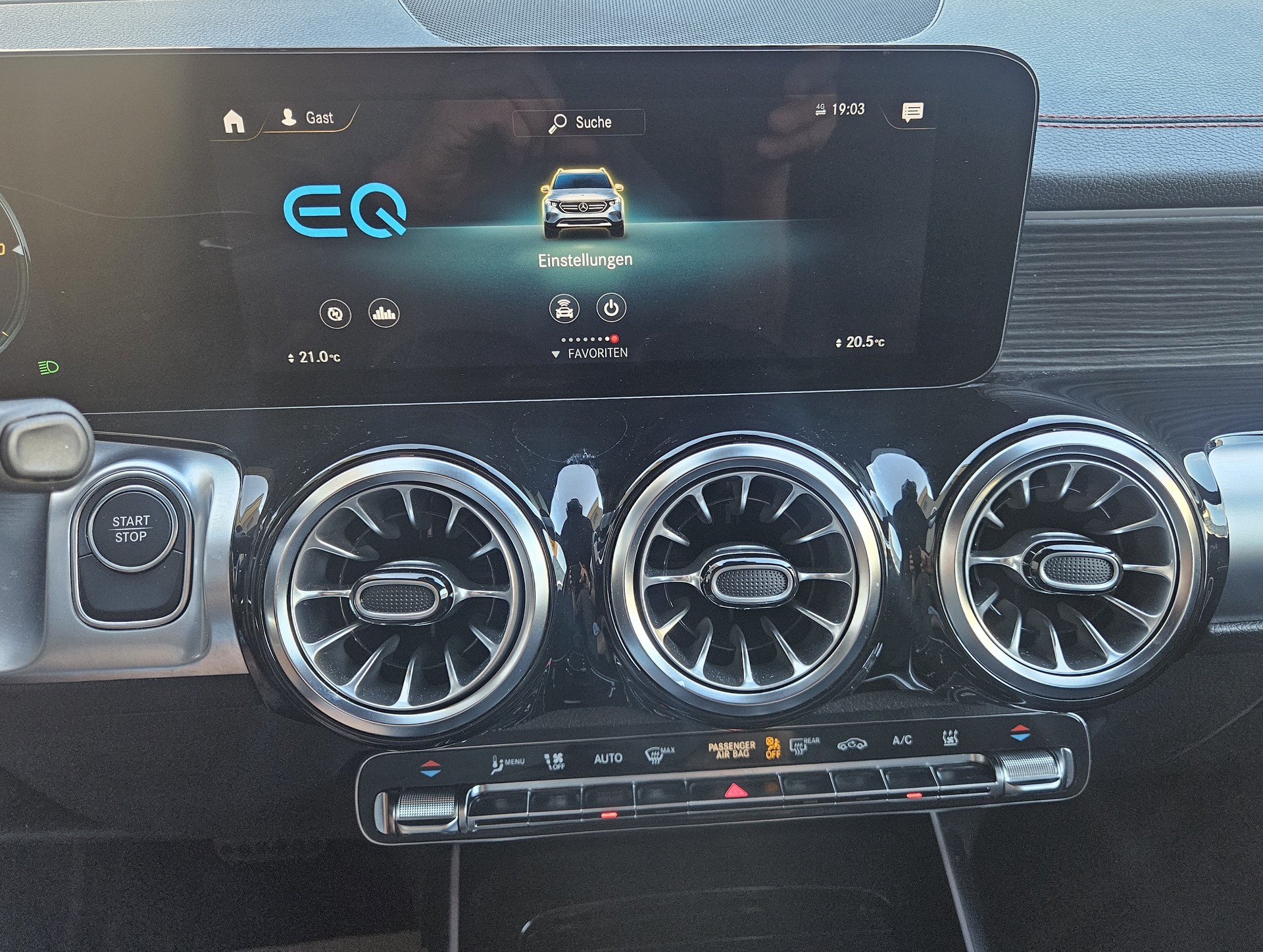 MERCEDES-BENZ EQB 250+ AMG-Line (70,5 kWh) mit 7-Sitzplätzen-image-20