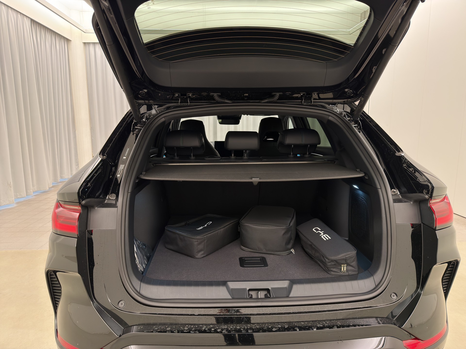 BYD Seal U DM-i Design AWD-image-12