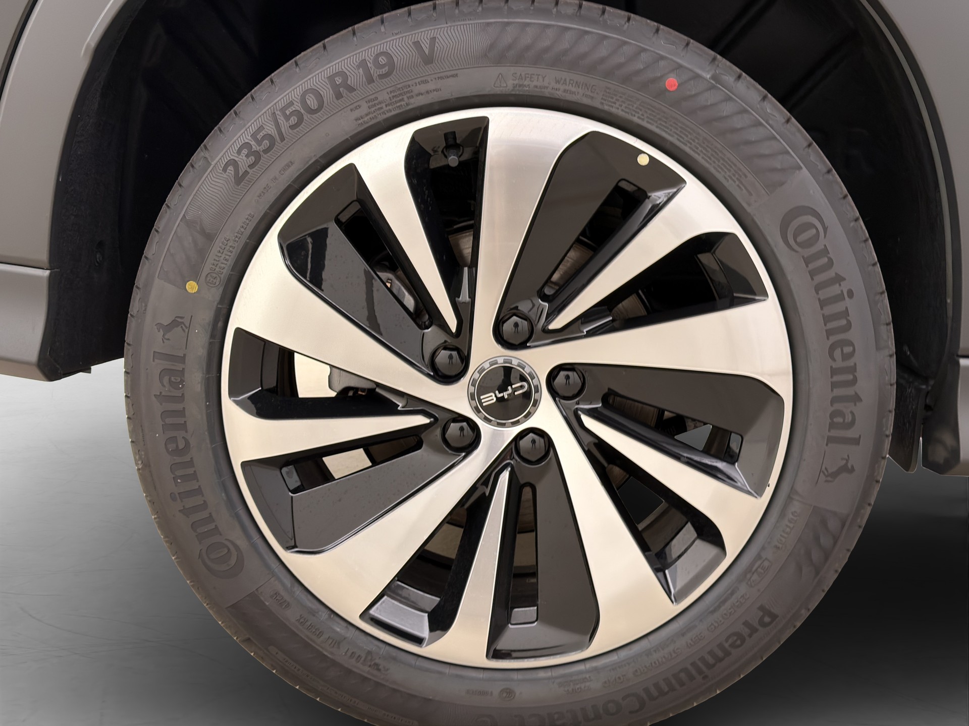 BYD Seal U DM-i Design AWD-image-5