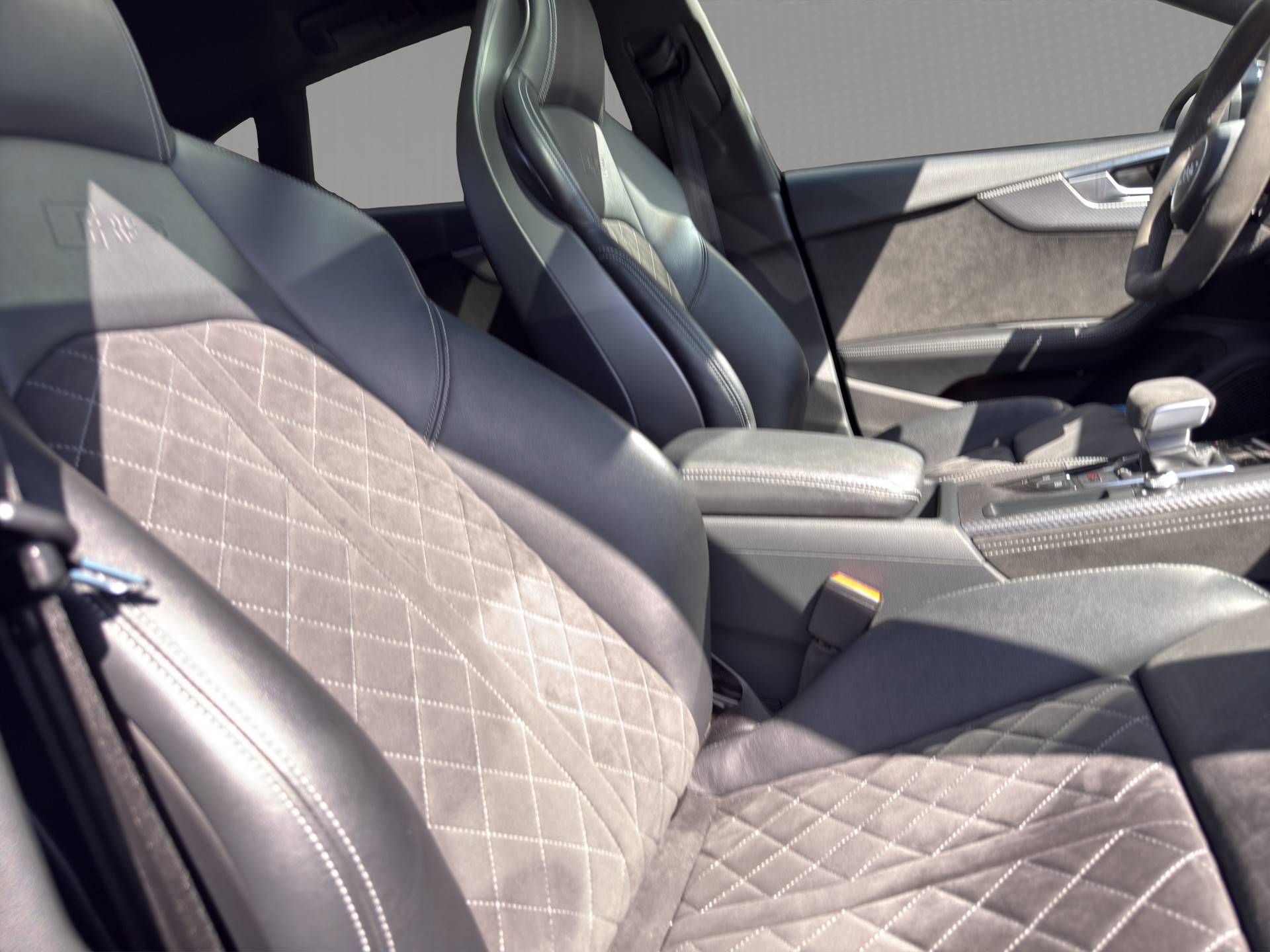 AUDI RS5 Sportback 2.9 TFSI quattro tiptronic-image-22