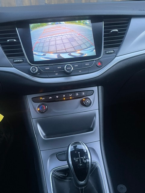 OPEL Astra 1.0i Turbo Enjoy Easytronic-image-16