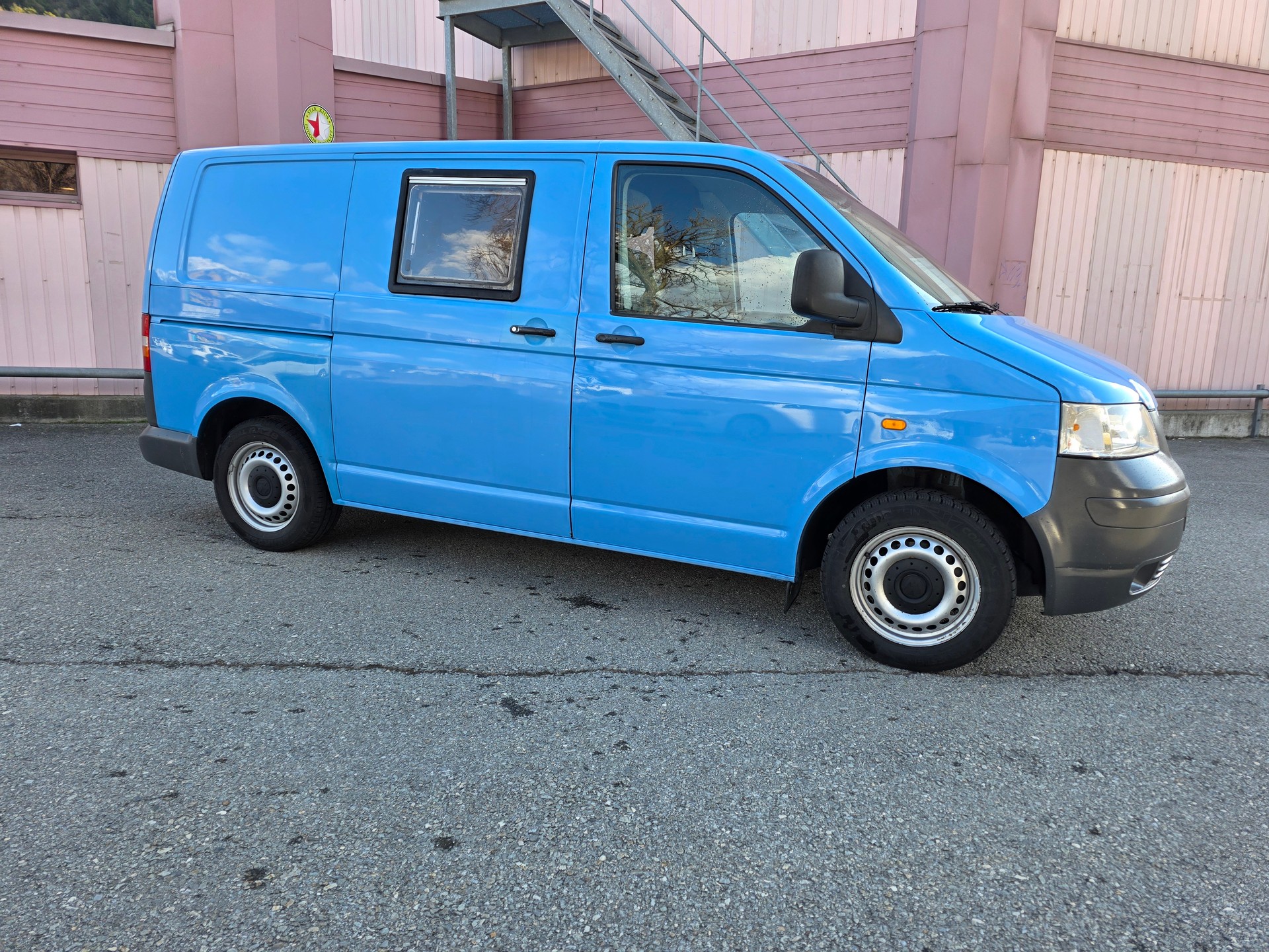 VW T5 1.9 TDI PD Entry-image-2