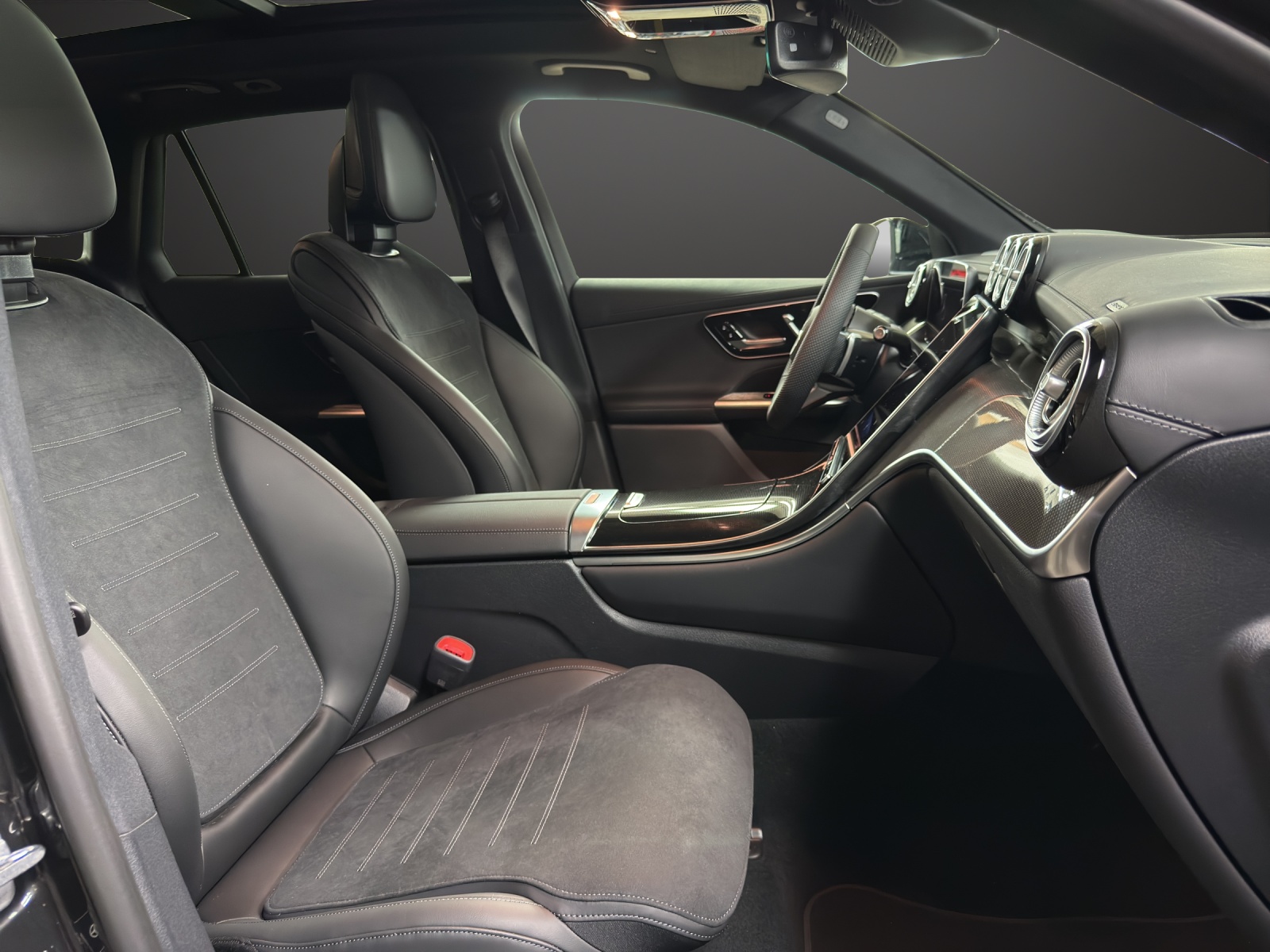 MERCEDES-BENZ GLC 220 d 4Matic 9G-Tronic-image-11
