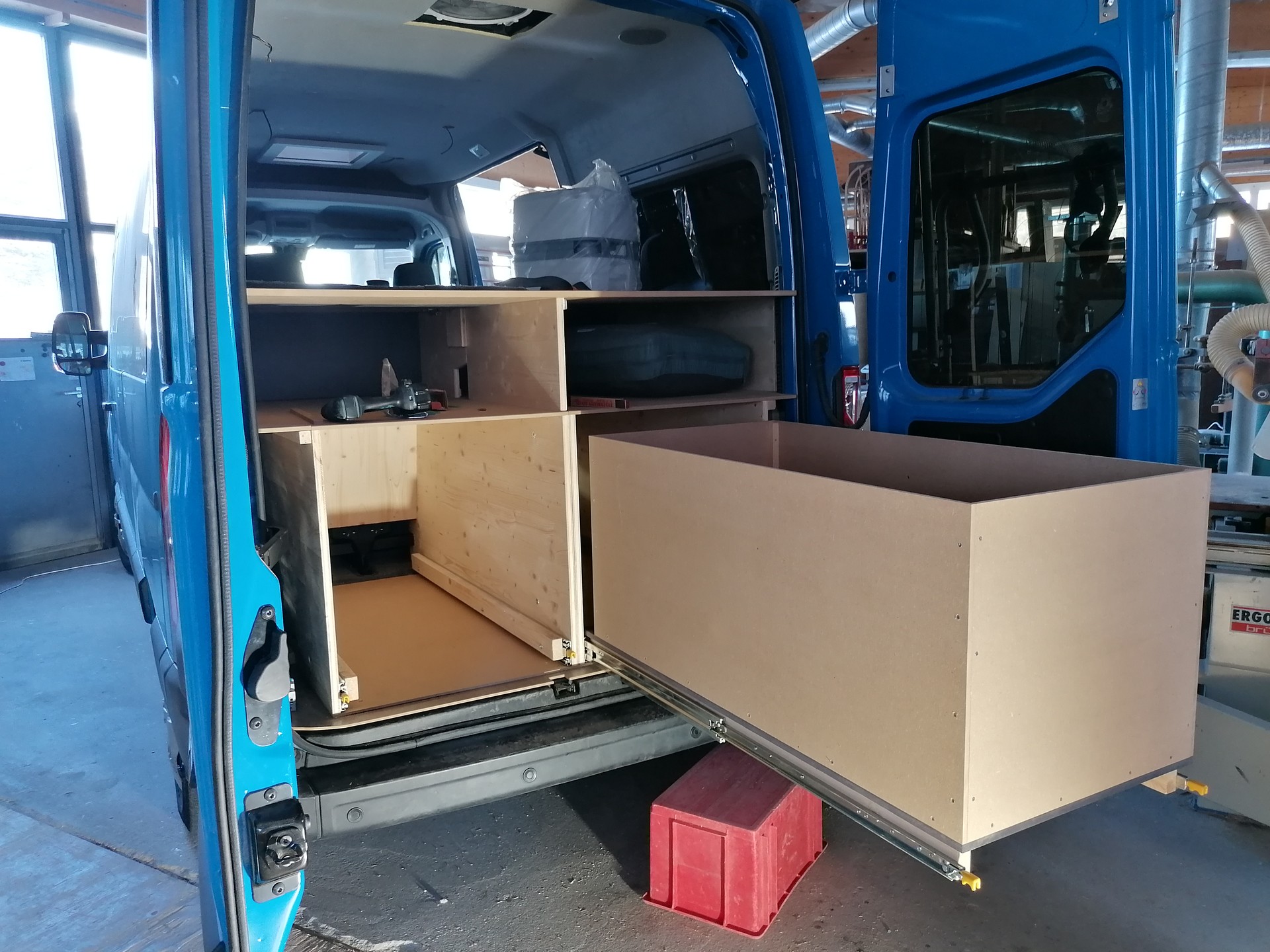NISSAN NV400-image-7