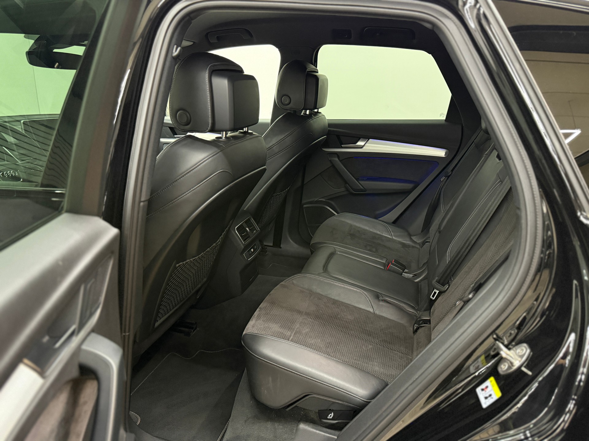 AUDI Q5 2.0 TFSI sport quattro S-tronic-image-21