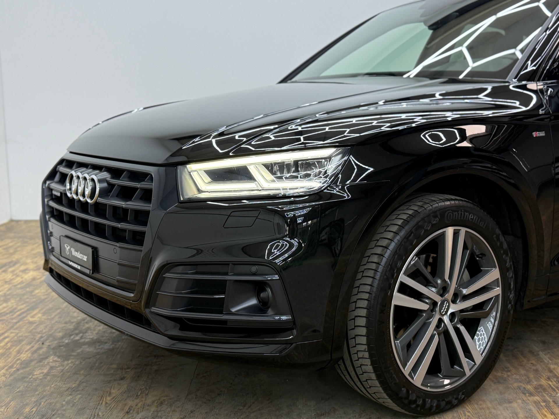 AUDI Q5 2.0 TFSI sport quattro S-tronic-image-4
