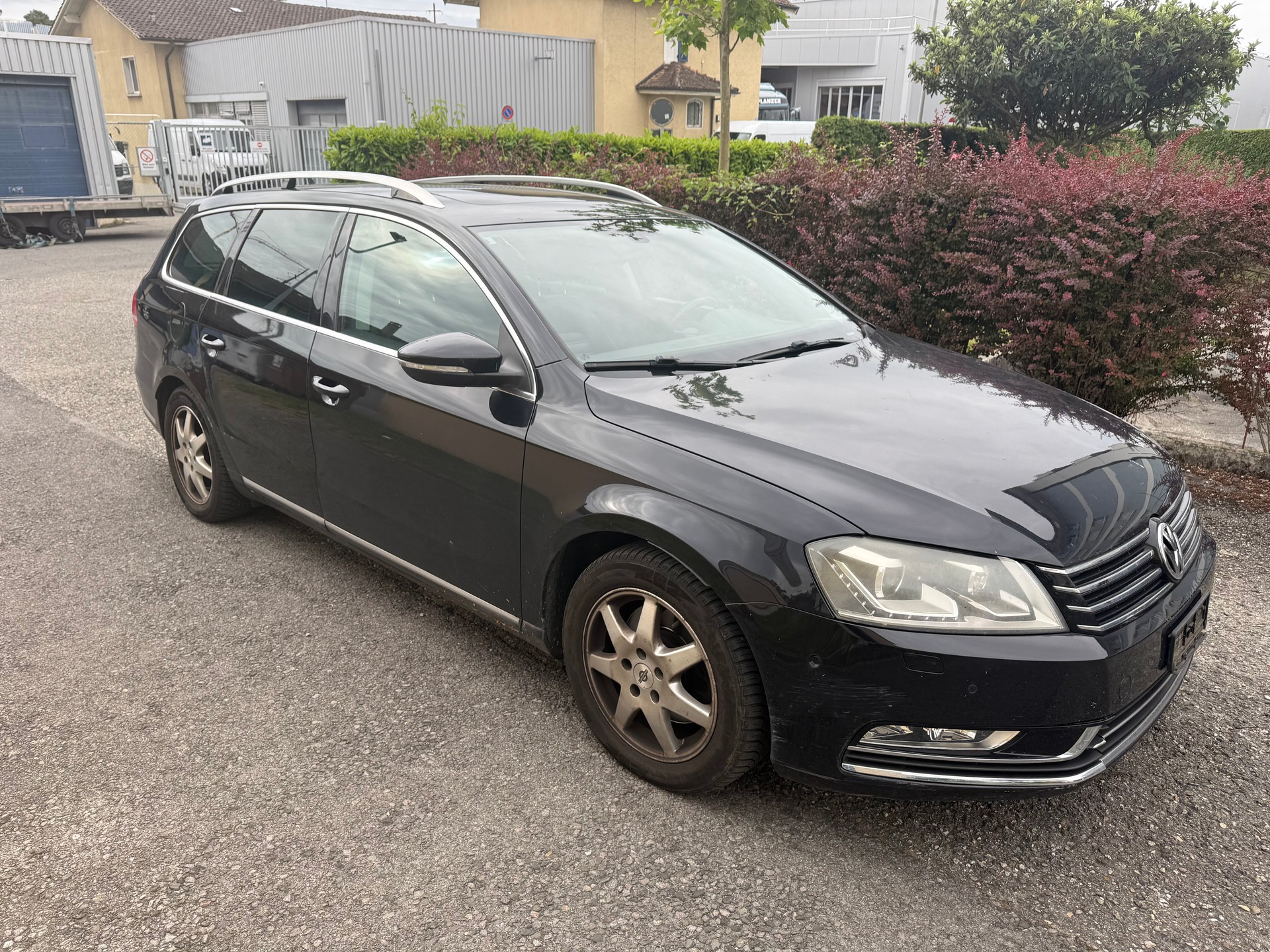 VW Passat Variant 2.0 TDI BMT Trendline DSG-image-7