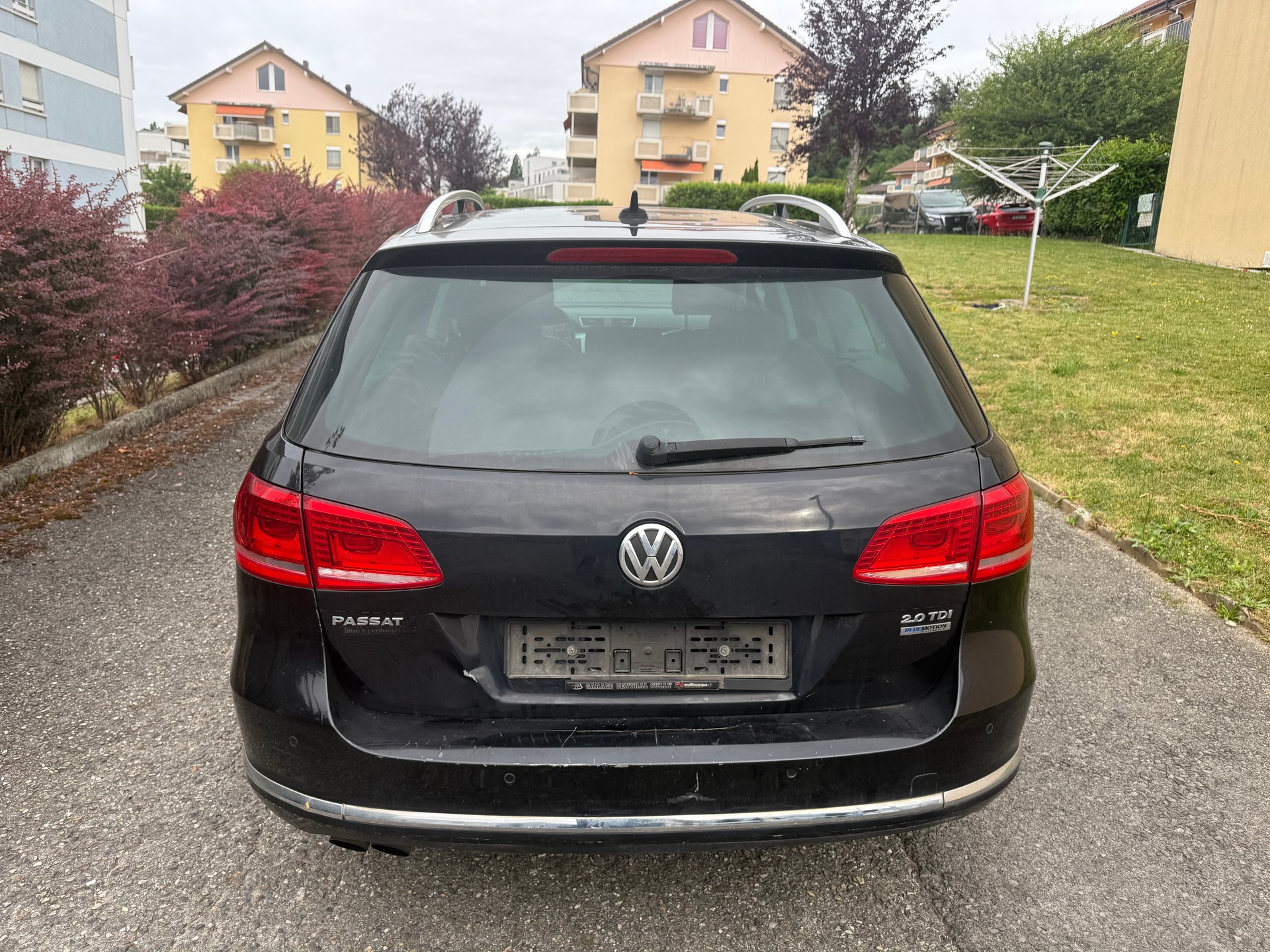 VW Passat Variant 2.0 TDI BMT Trendline DSG-image-4