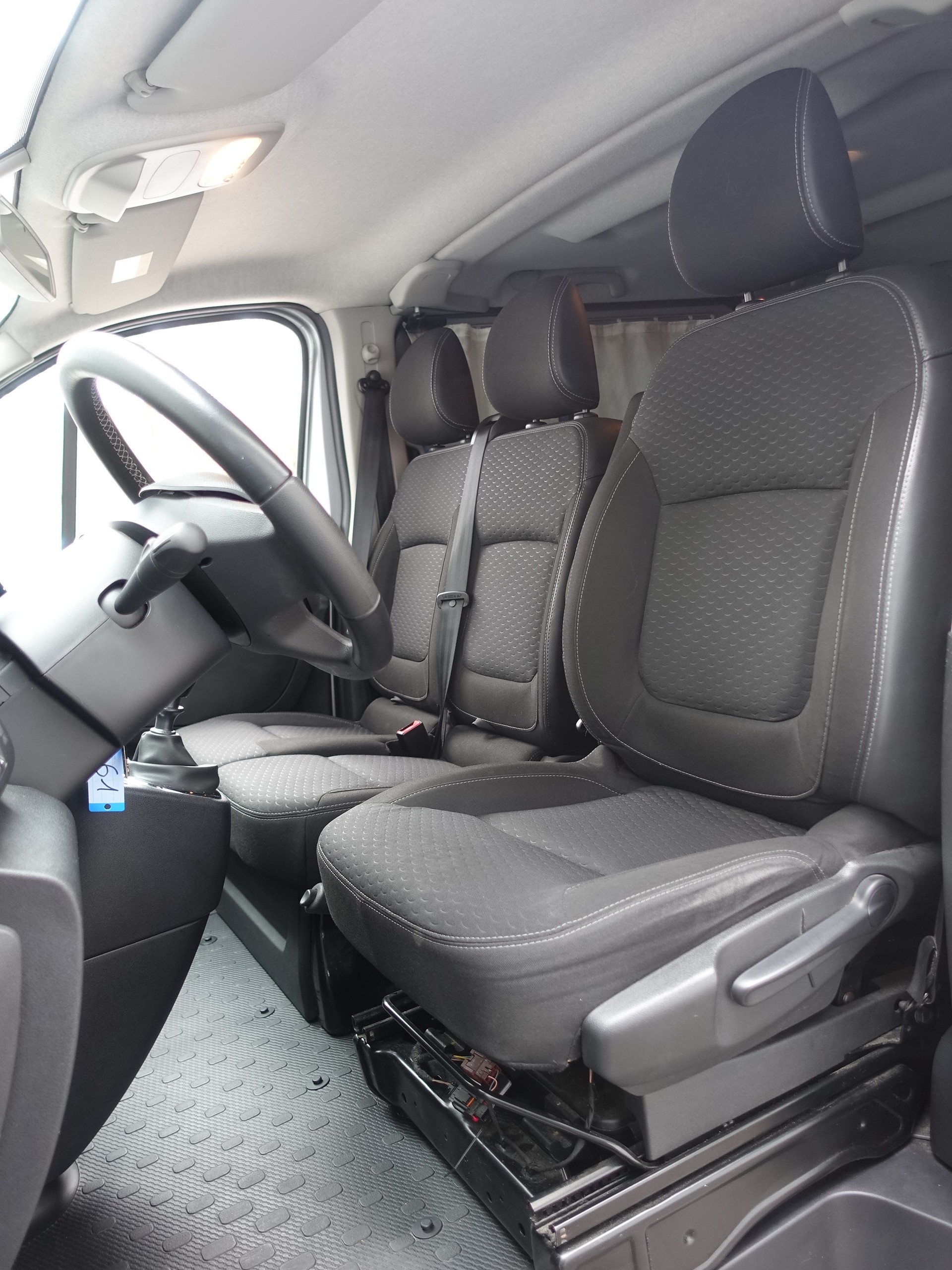 OPEL Vivaro 1.6 CDTI Combi+ 2.9t L2H1-image-8