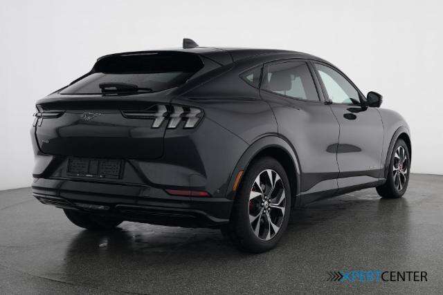 FORD Günstiger Stromer - AWD - Standort Studen-image-0