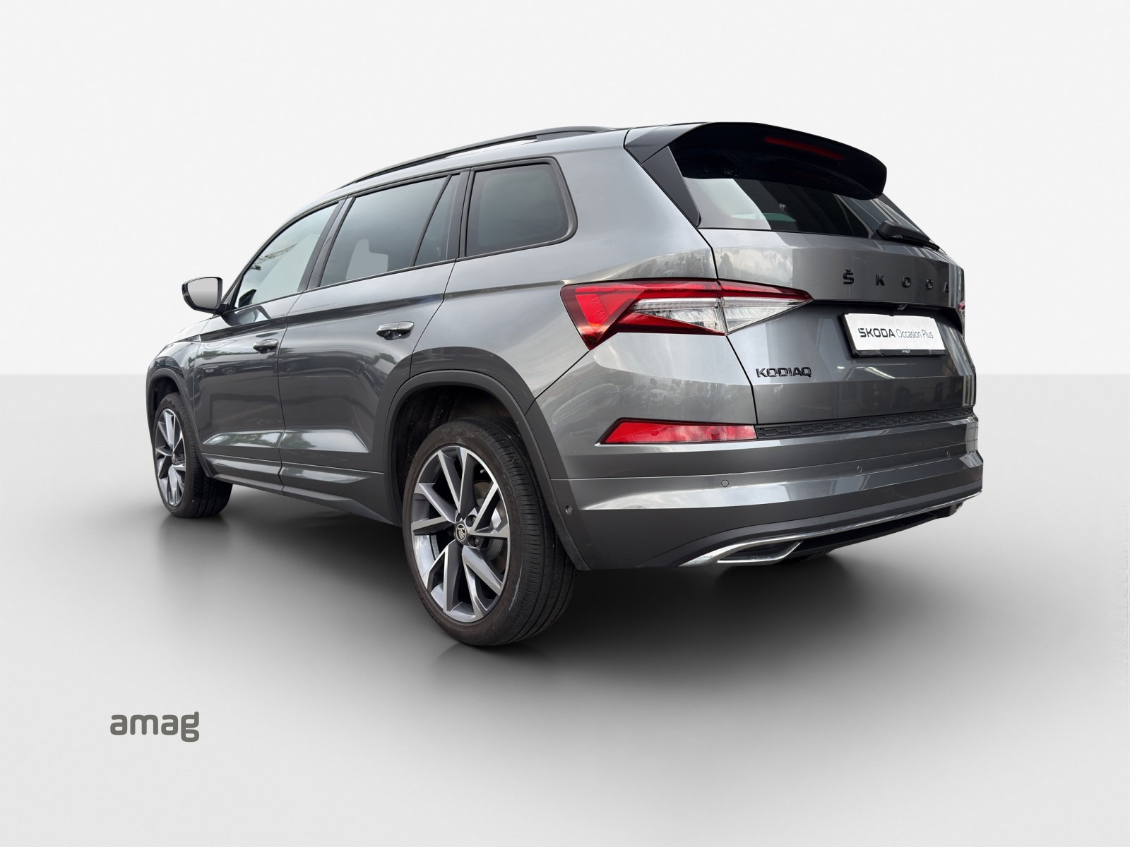SKODA Kodiaq 2.0 TSI 4x4 SportLine-image-2