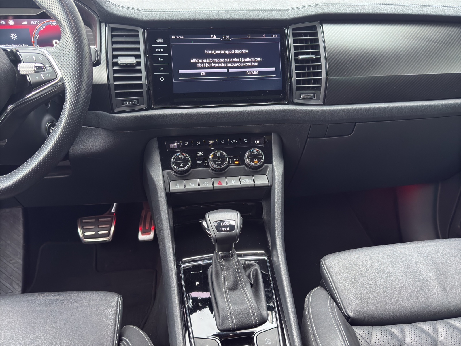 SKODA Kodiaq 2.0 TSI 4x4 SportLine-image-10
