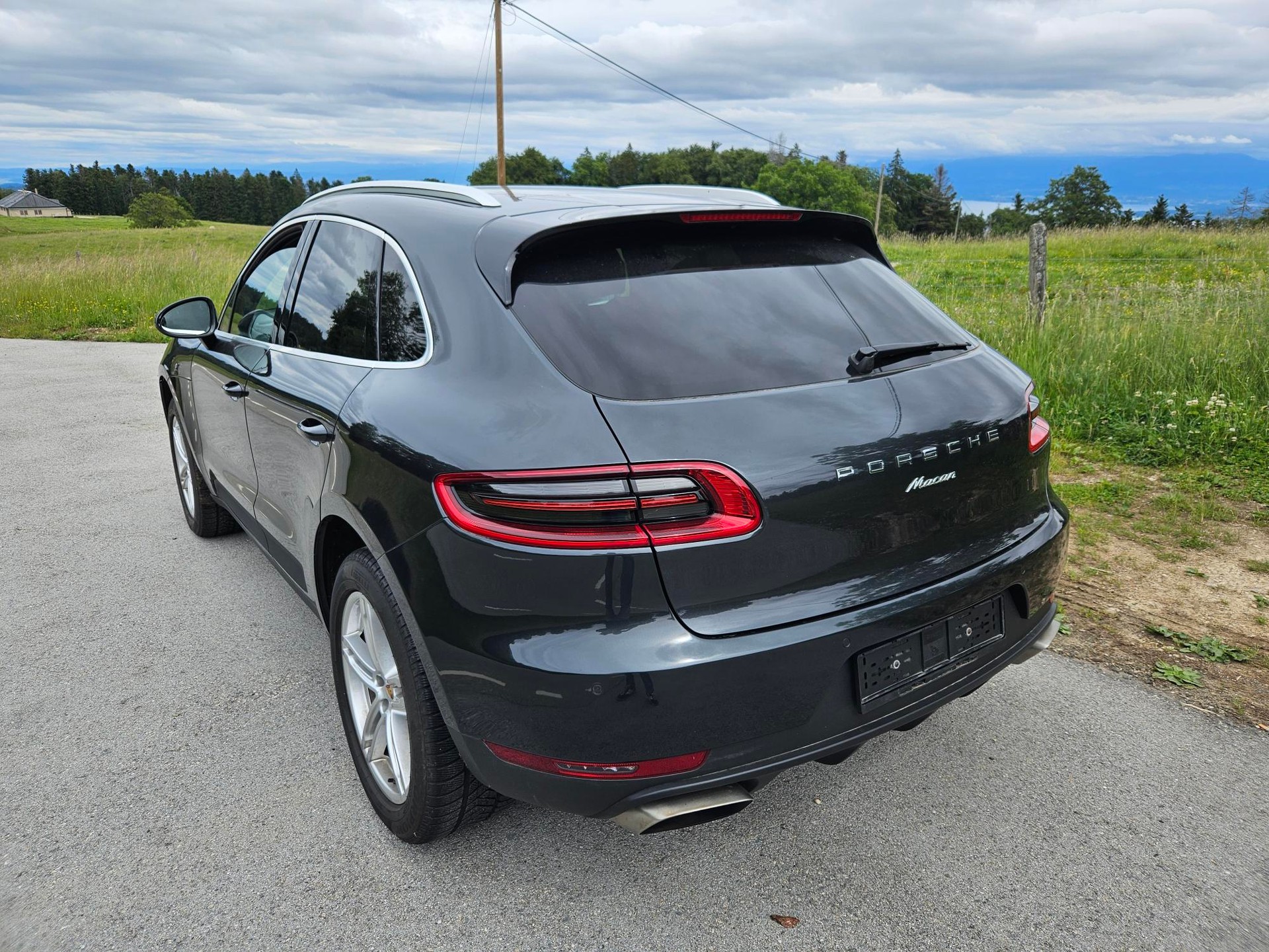 PORSCHE Macan PDK-image-2