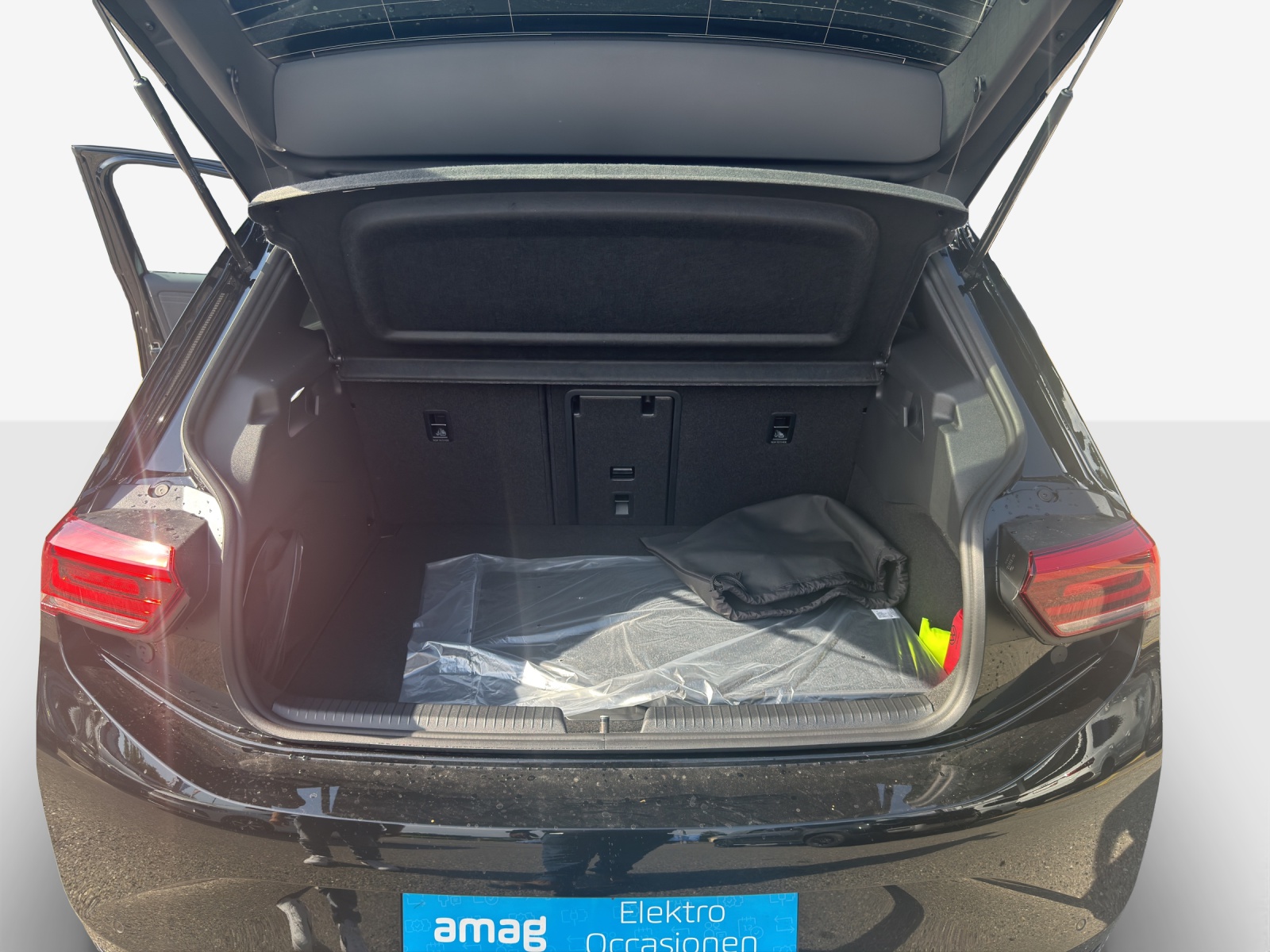 VW ID.3 Pro 52 kWh Pure Value-image-12
