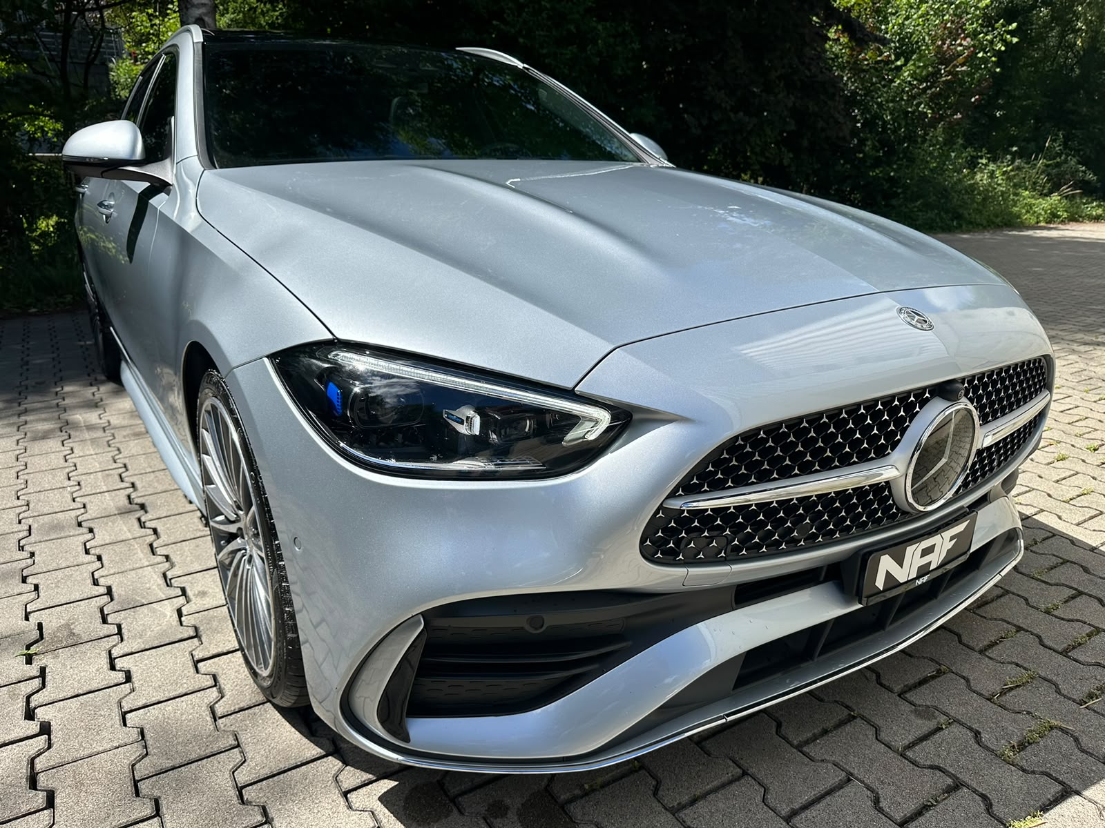 MERCEDES-BENZ C 220 d T AMG Line-image-7