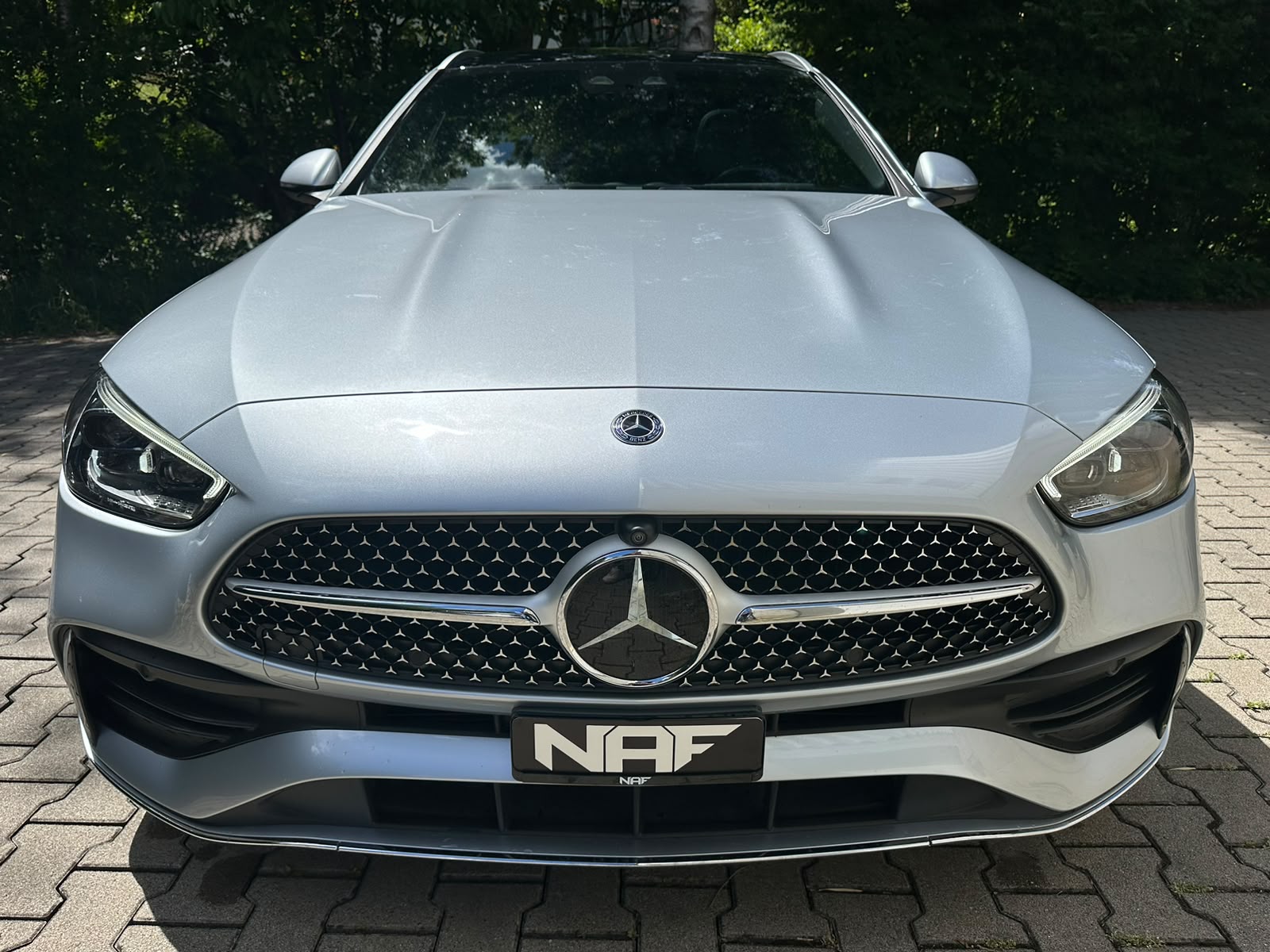 MERCEDES-BENZ C 220 d T AMG Line-image-8