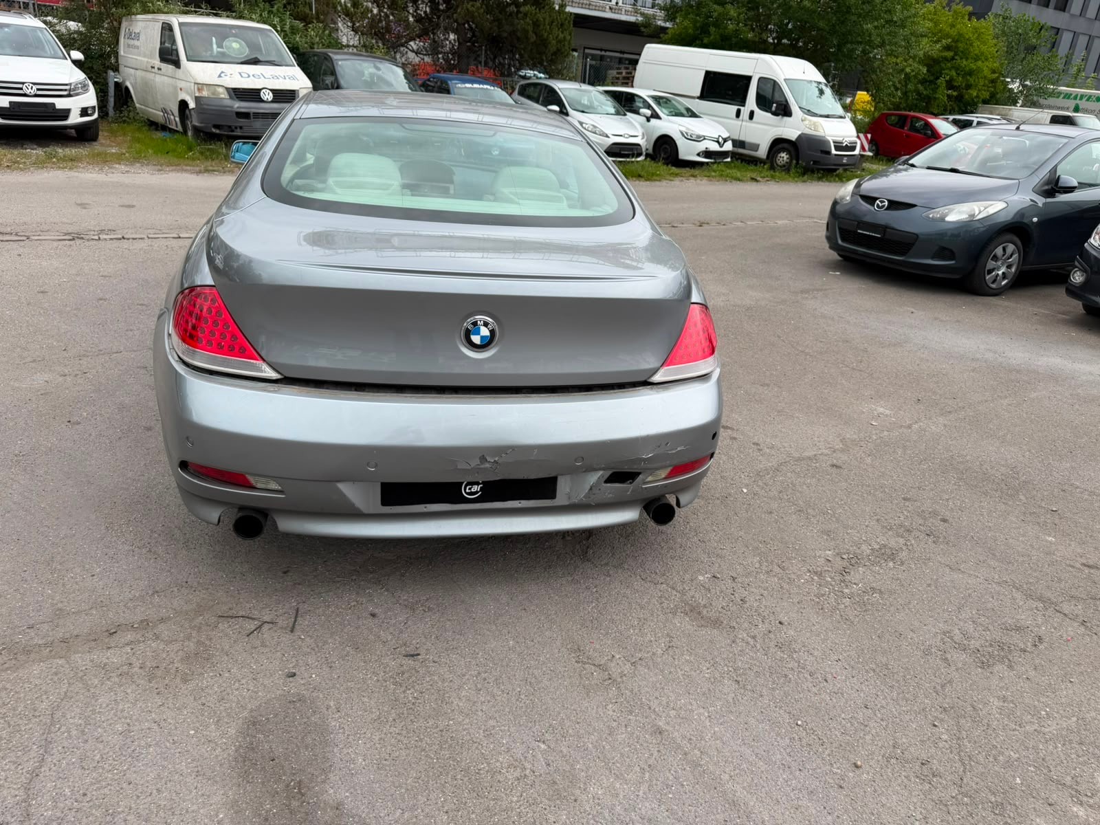 BMW 630i-image-8